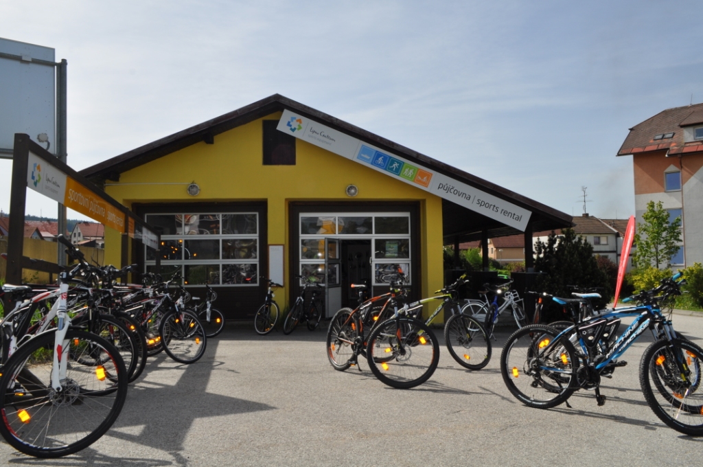 Sportovní půjčovna Lipno Centrum foto 4