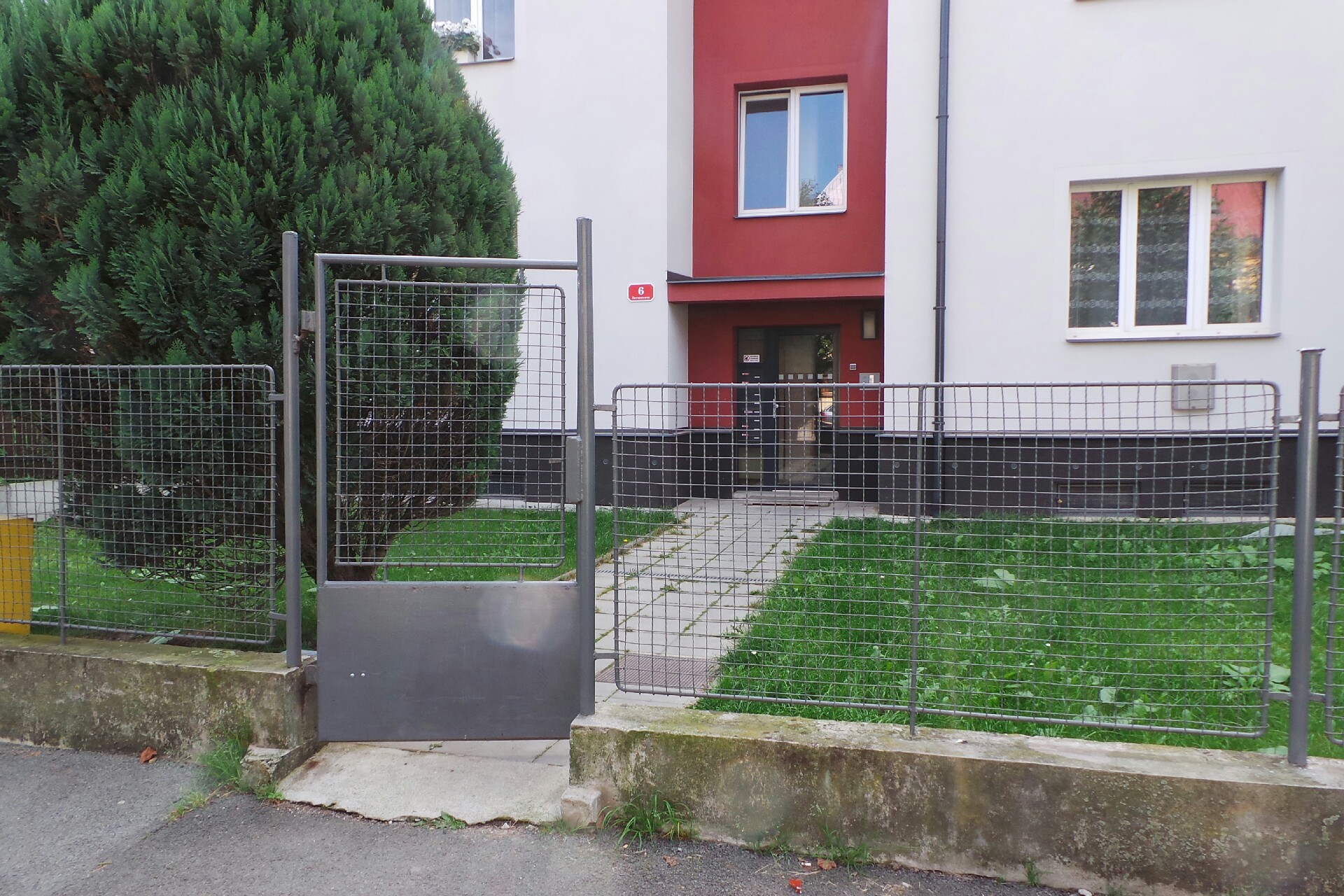 CASTELA company, s.r.o. foto 1