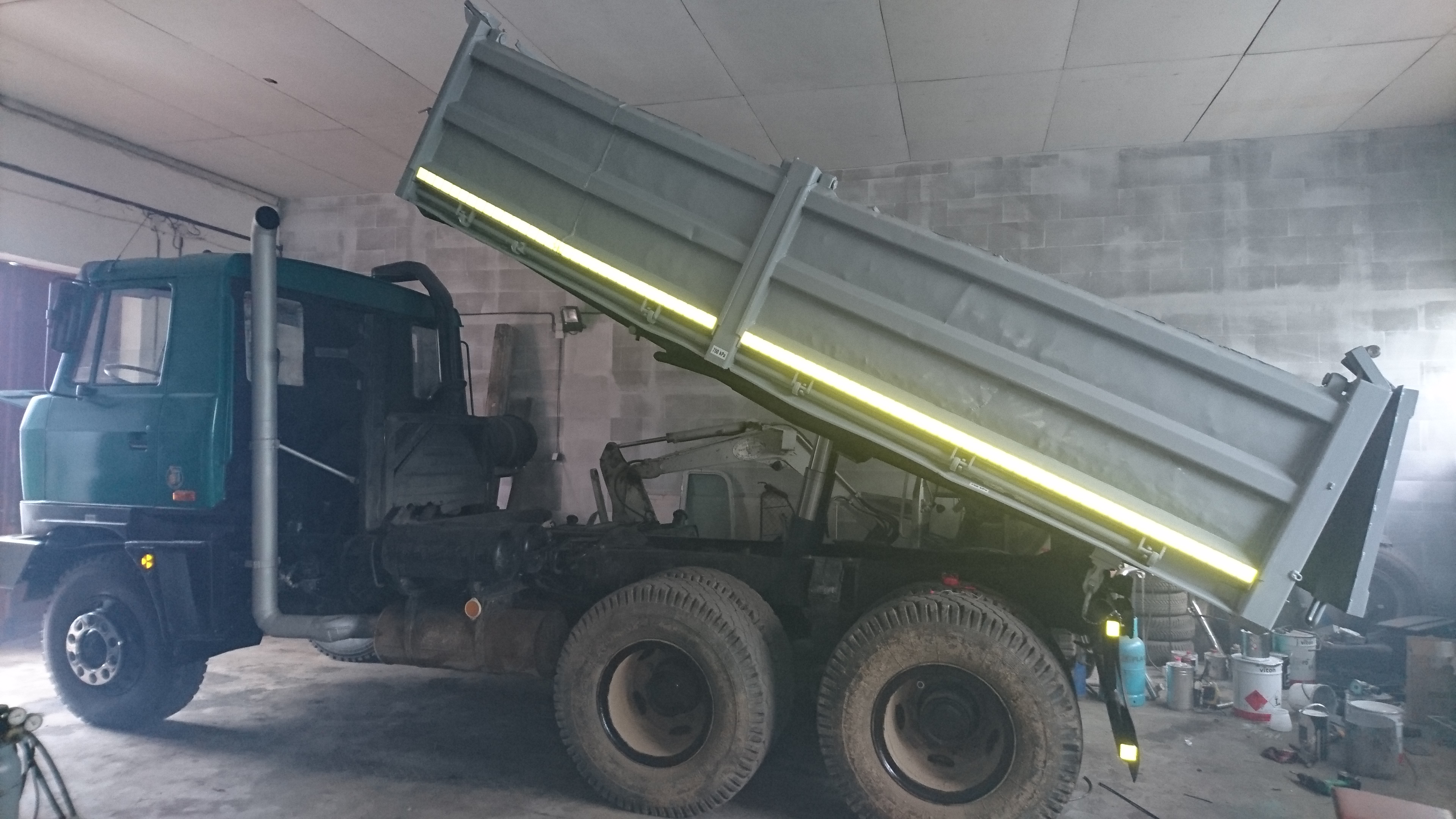 Autodoprava DOZI s.r.o. foto 3