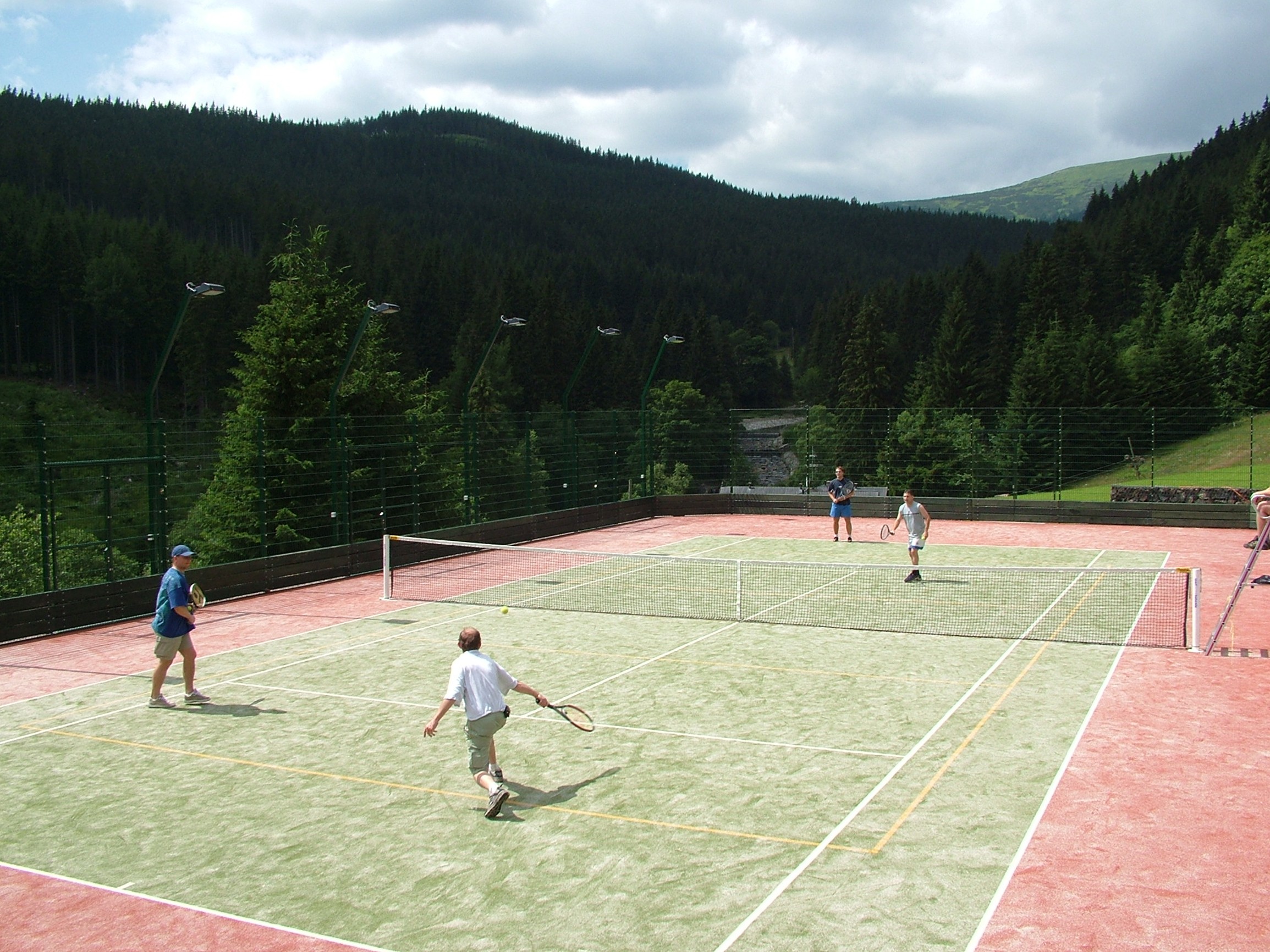 Tenis - Squash Bouda Máma foto 3