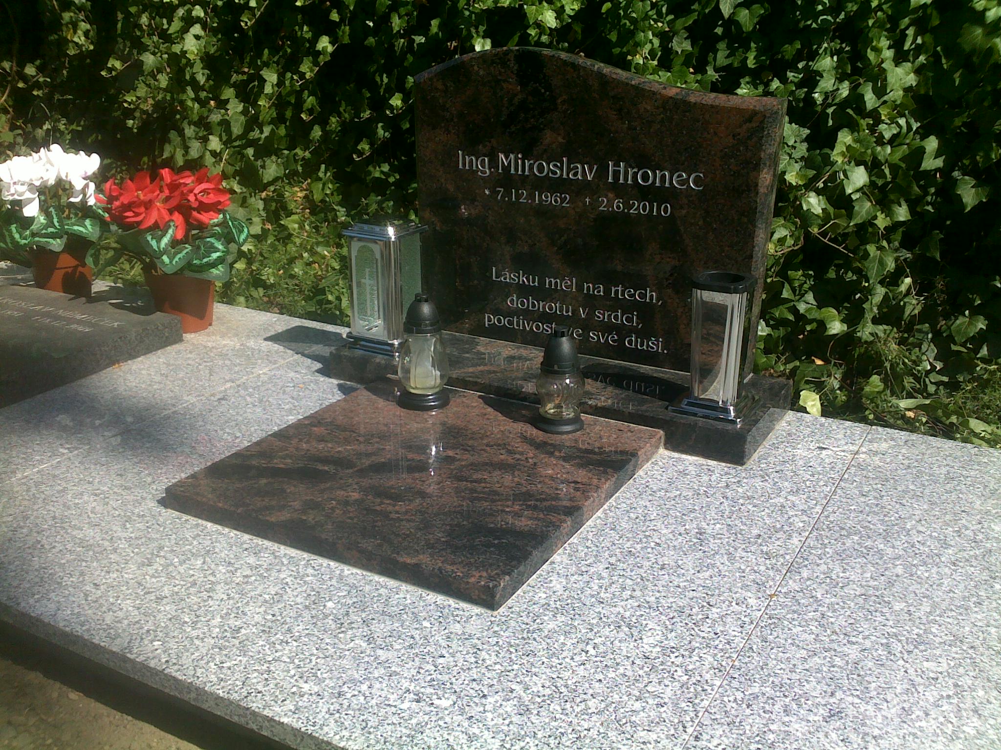 KŮRKA KAMENOVÝROBA foto 5