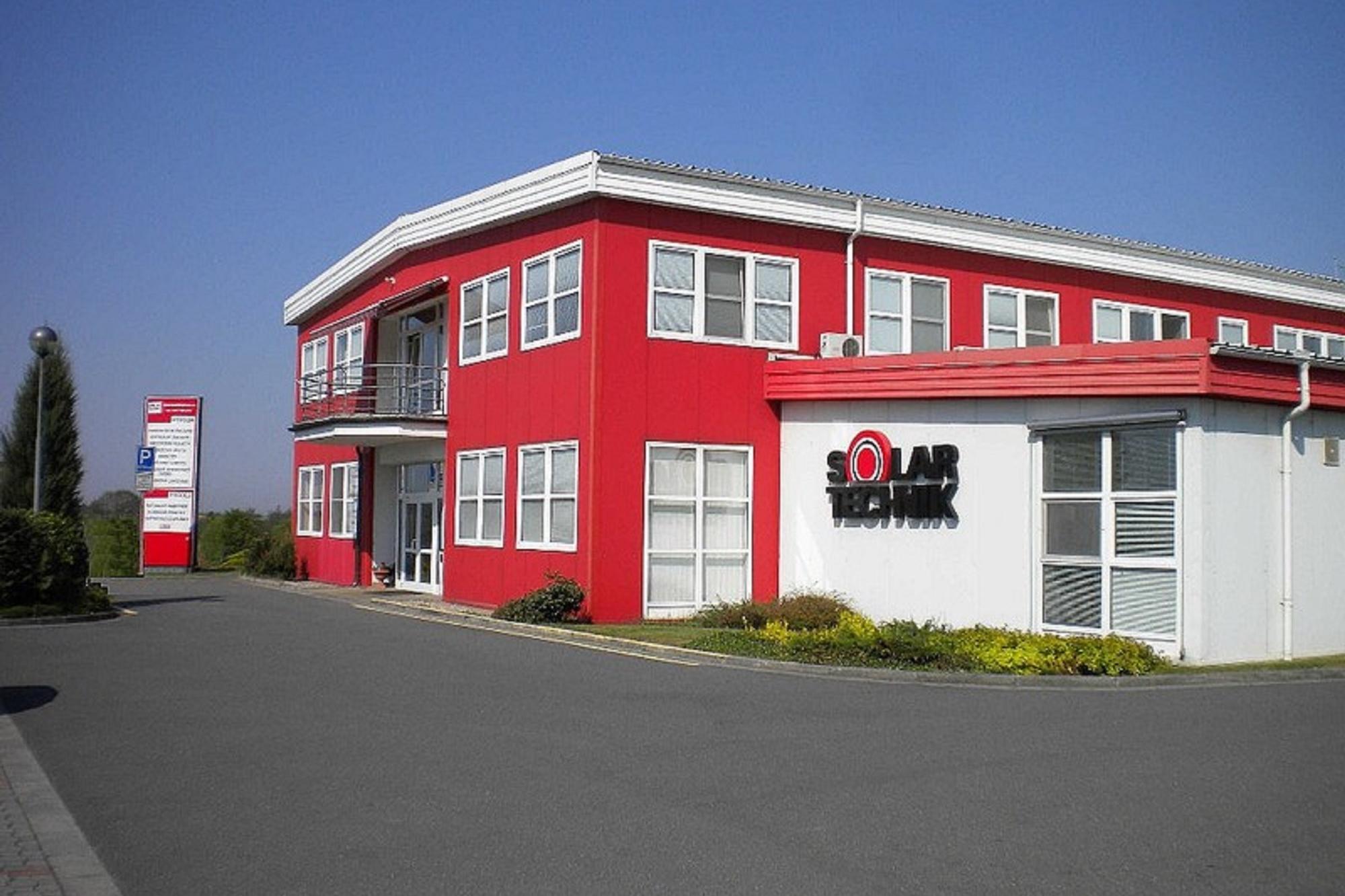 SOLAR-TECHNIK - stínící technika