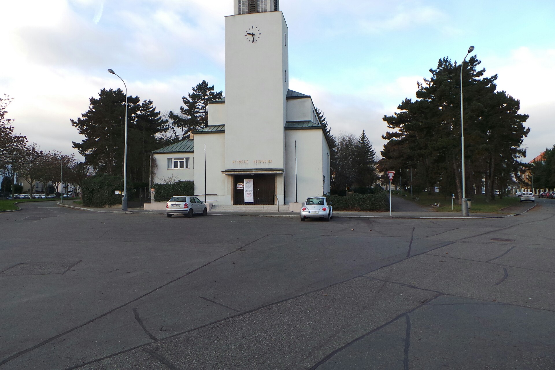 Farní sbor Českobratrské církve evangelické v Praze 6 - Střešovice foto 1