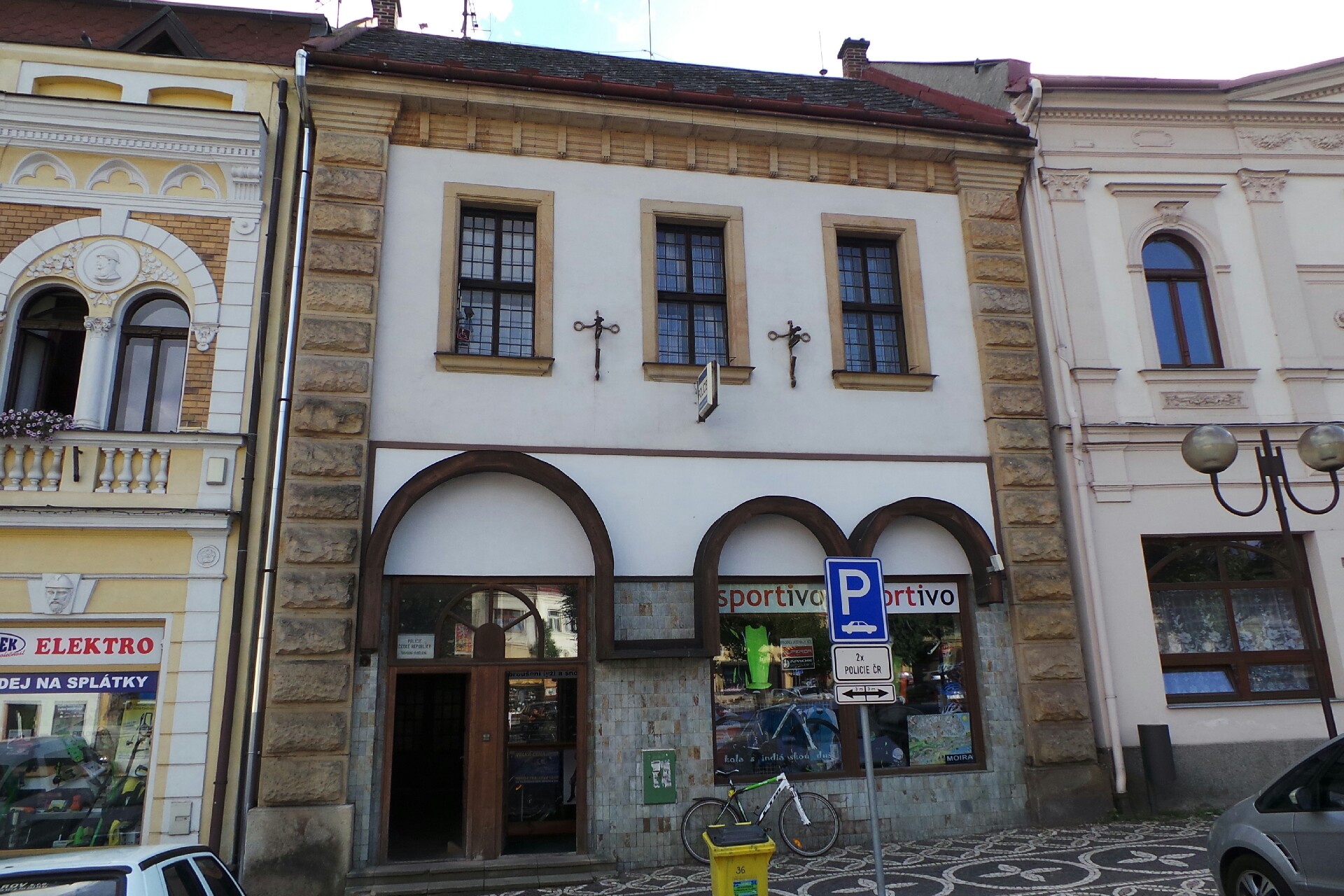 Policie ČR - Obvodní oddělení Lomnice nad Popelkou foto 2