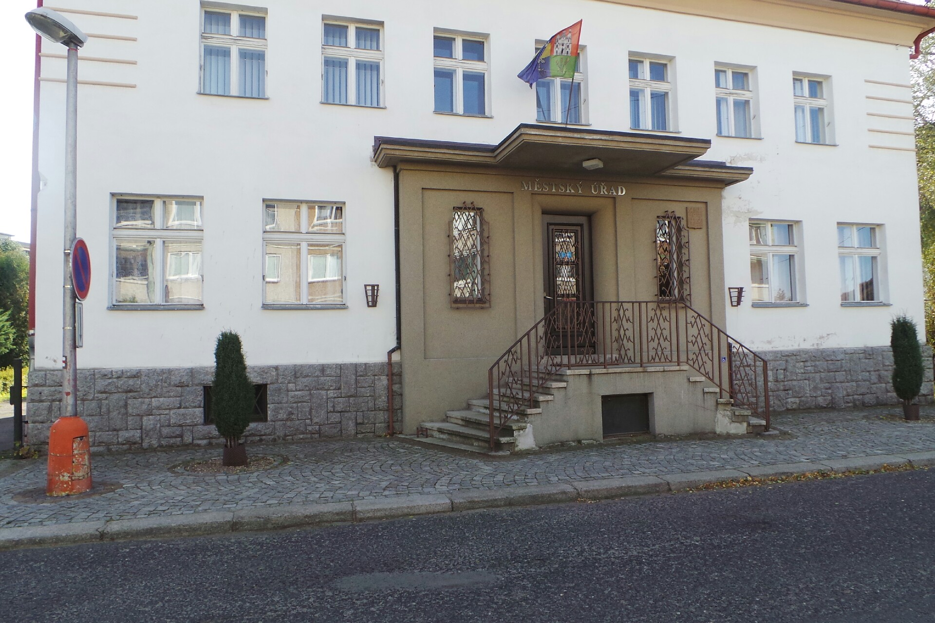 Hejnice - městský úřad foto 2