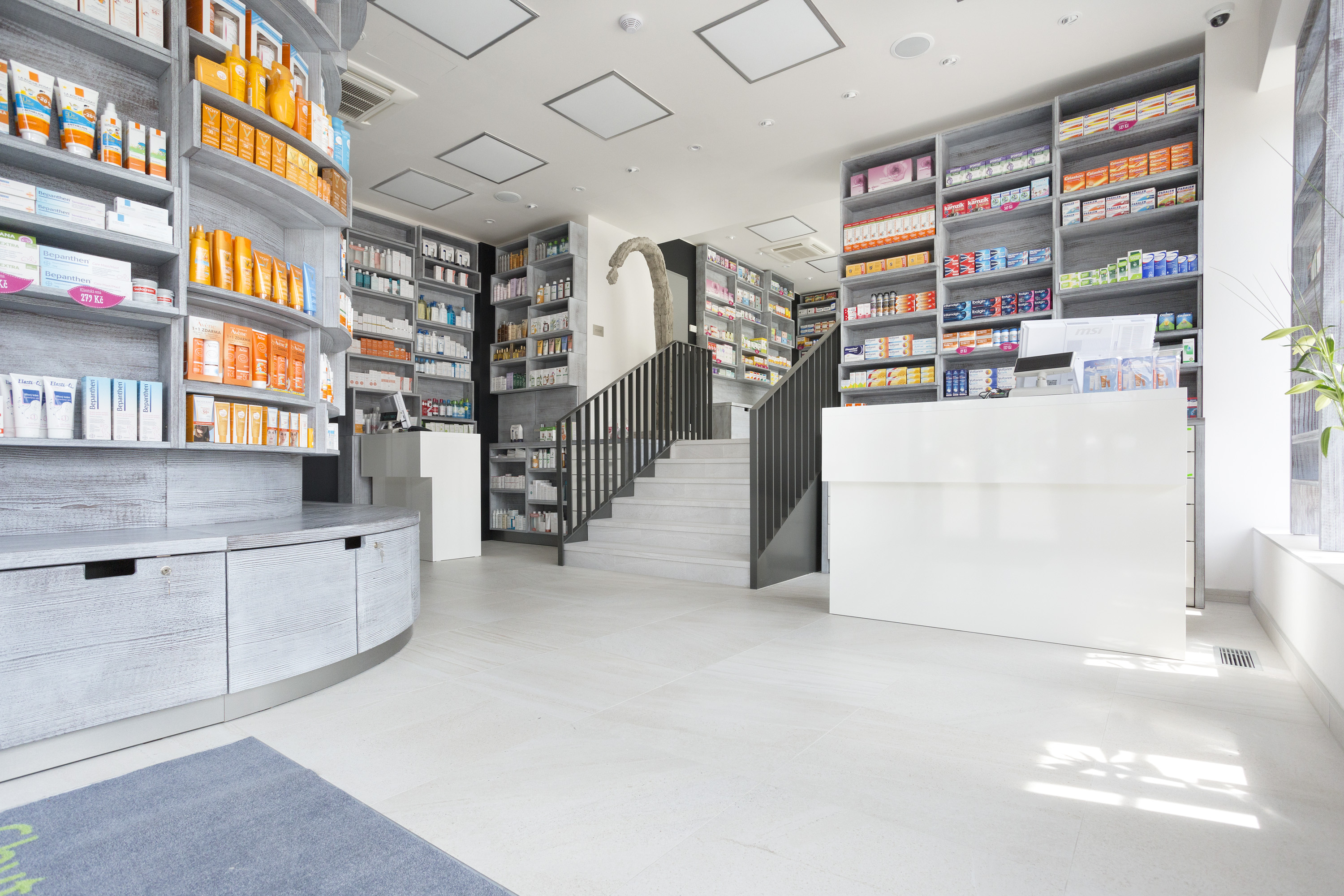 Chytrá lékárna / Lemon lékárna foto 3