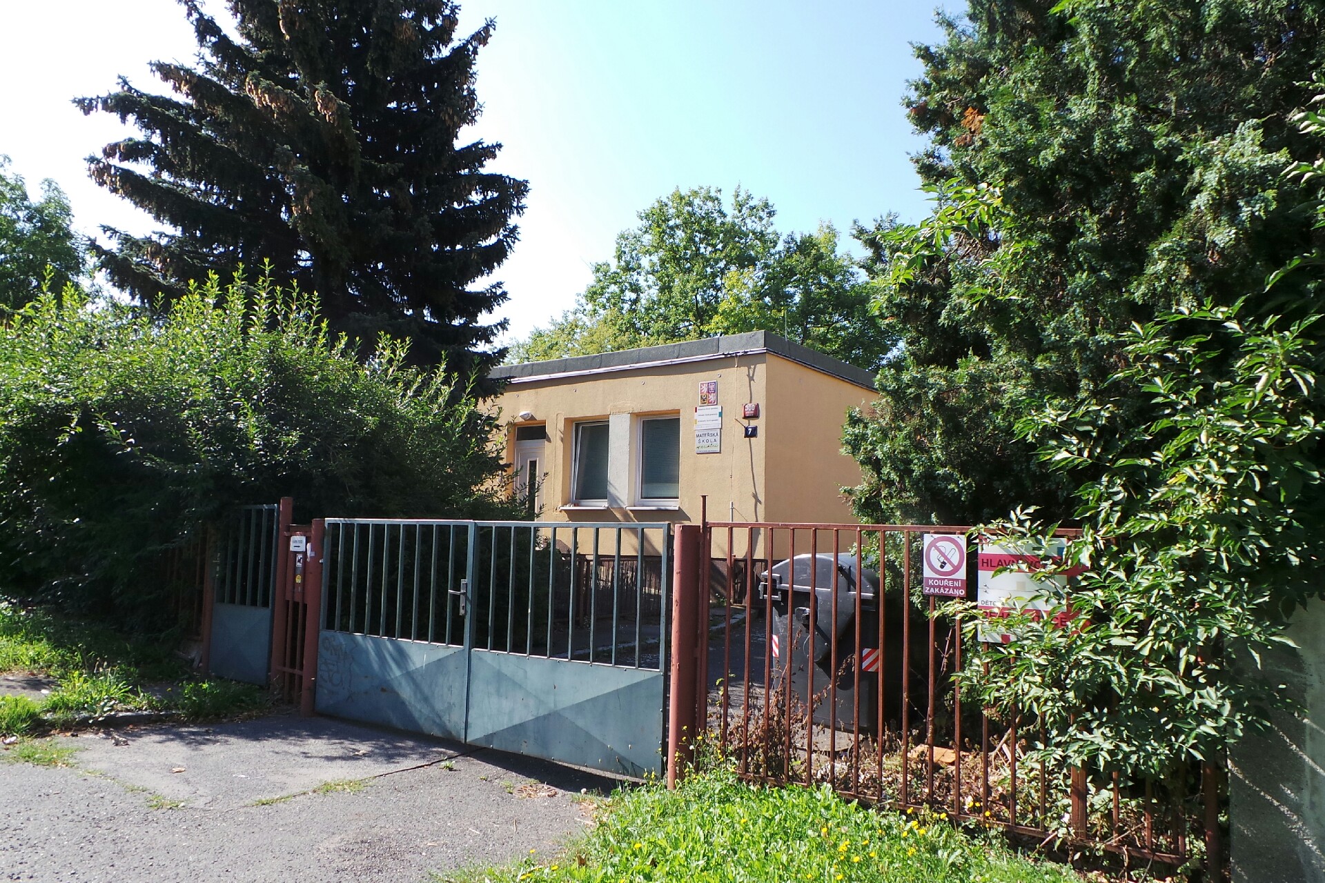 Mateřská škola a Základní škola