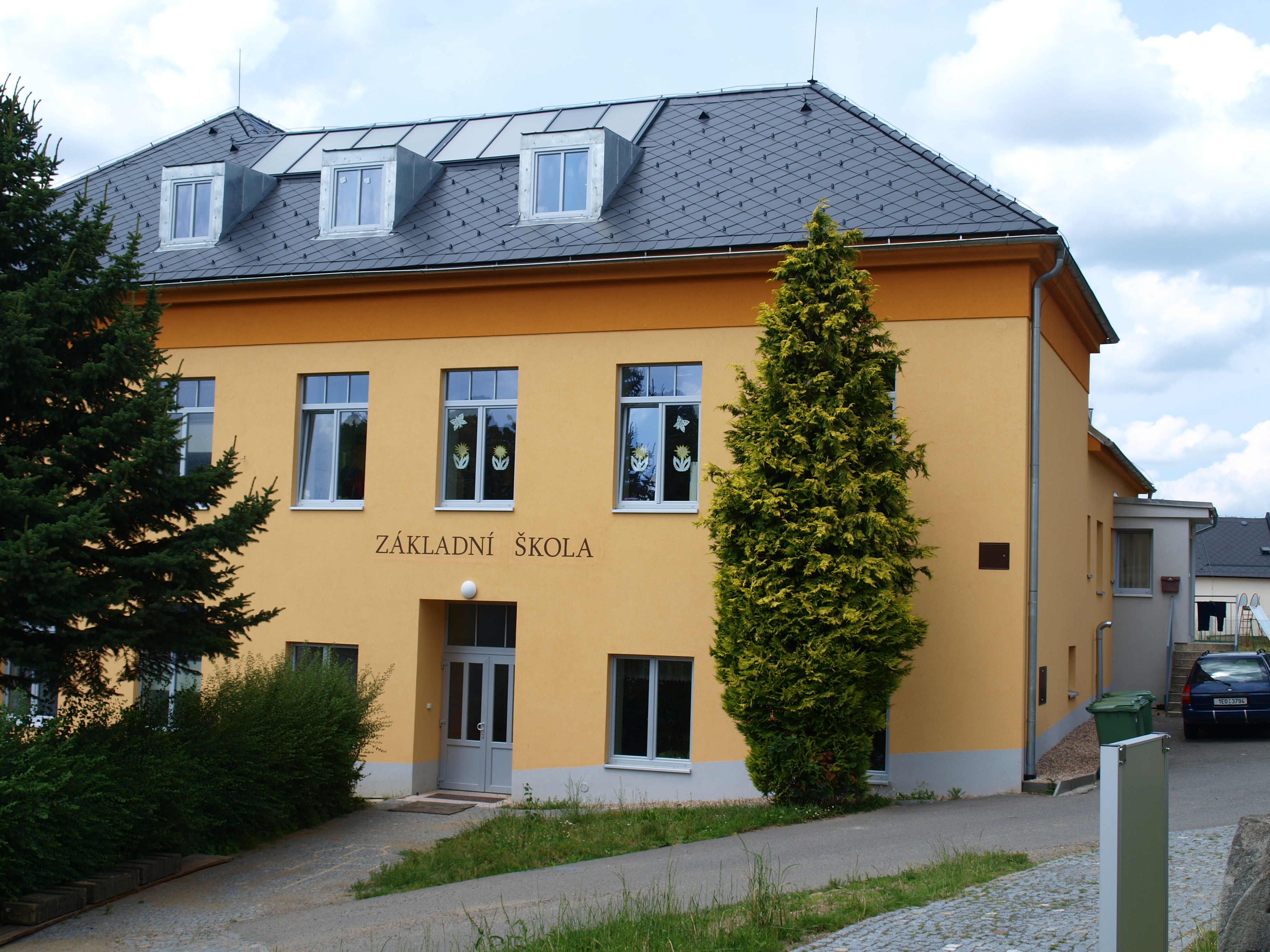 ZŠ a MŠ Korouhev