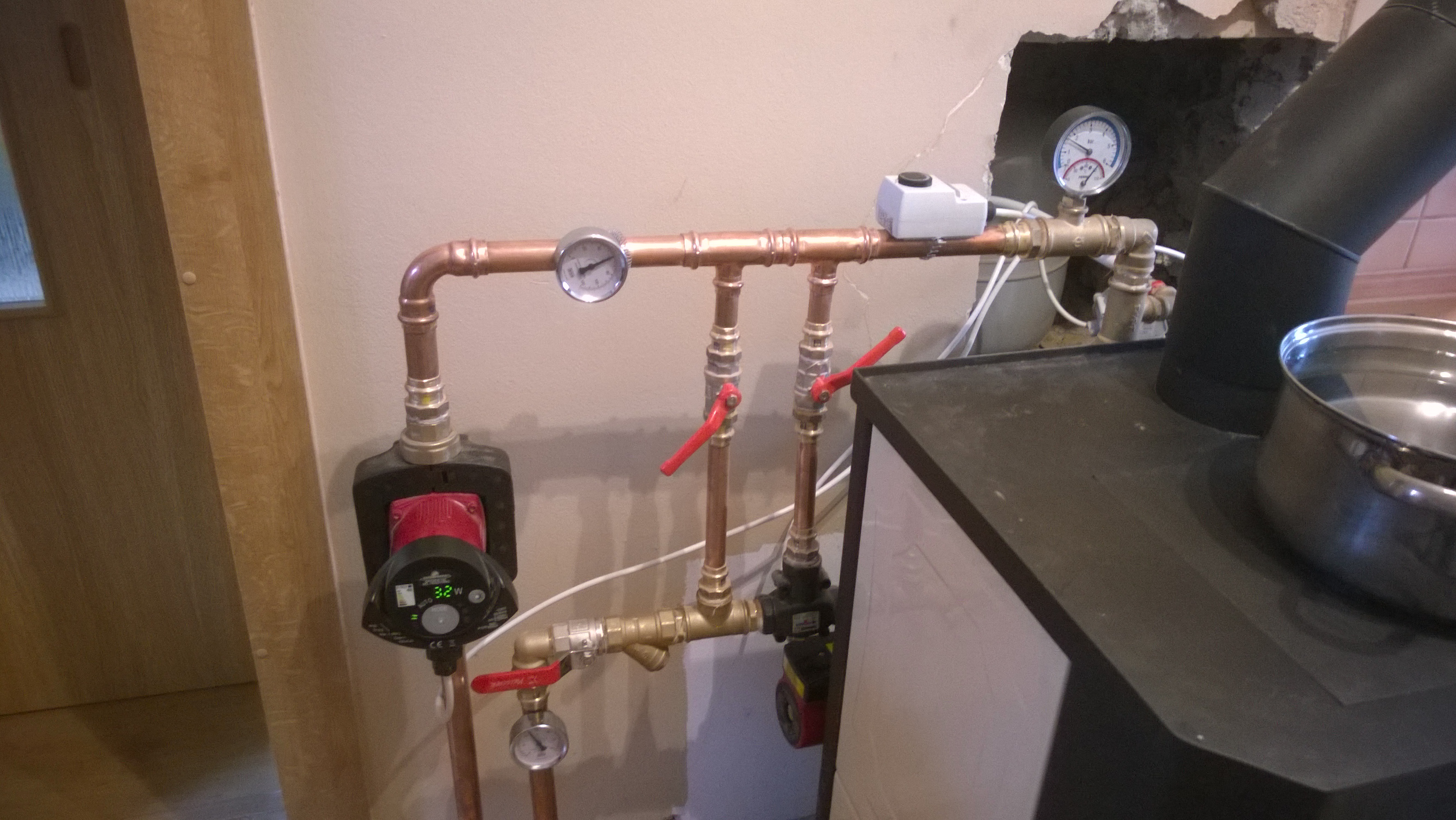 Tomáš Suchý   Voda-Topení "Jinak" foto 2