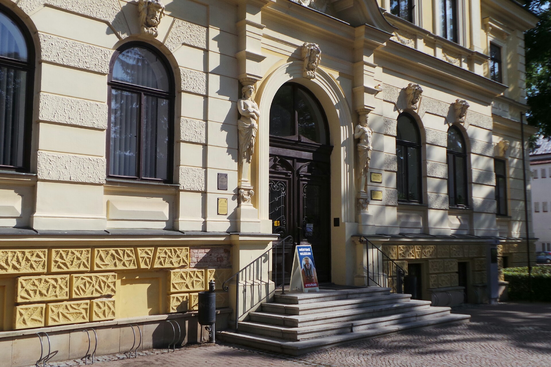 Společnost česko-německého porozumění Walthera Hensela o.s.