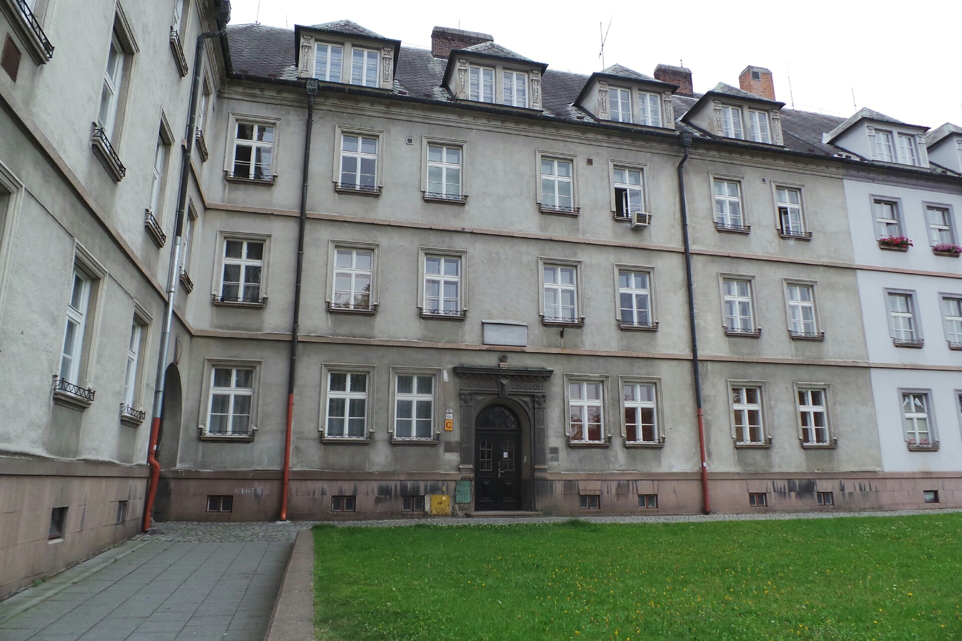 adult praktik, s.r.o.