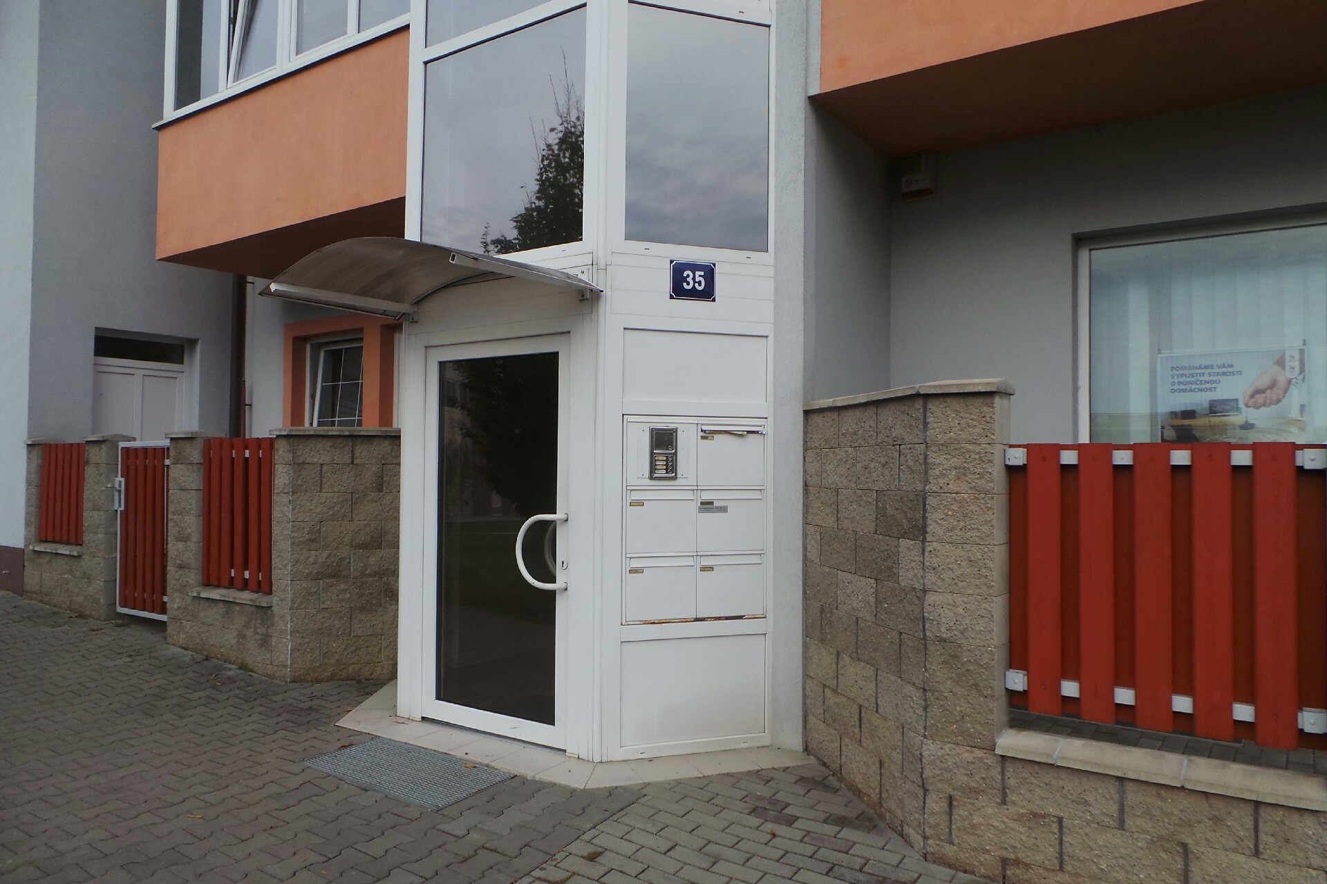 Ing. Jana Podlahová foto 1