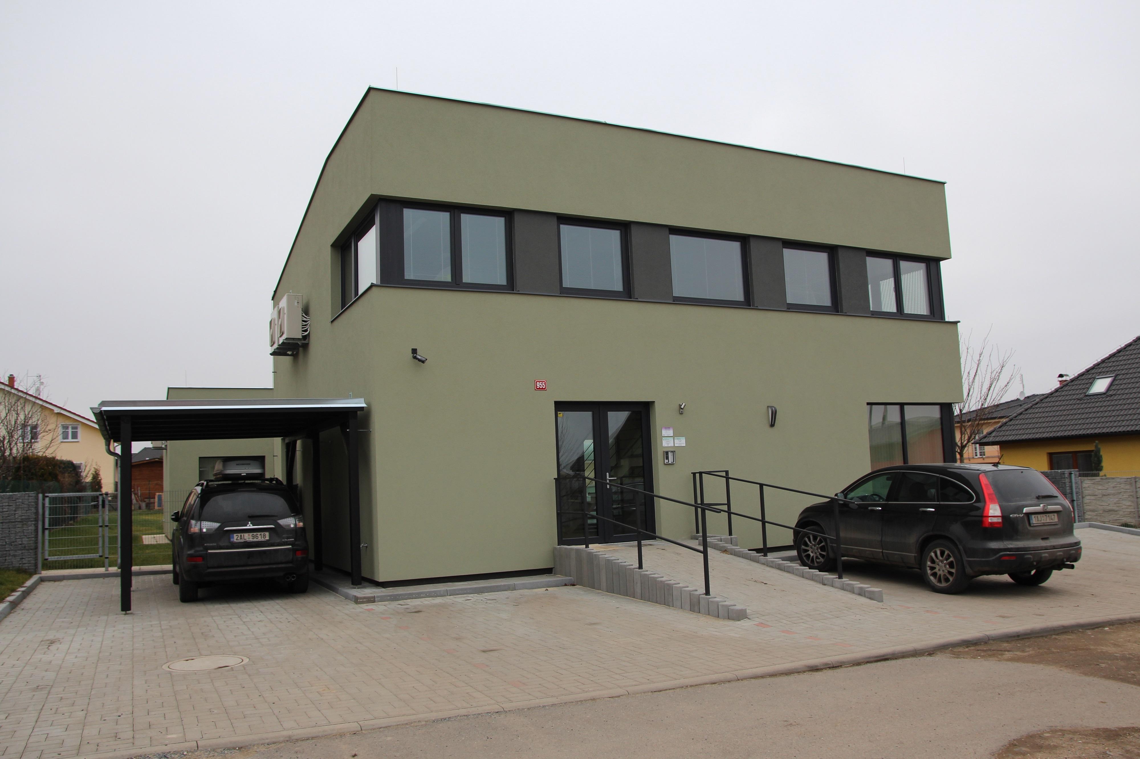 MUDr. Petra Tlusťáková