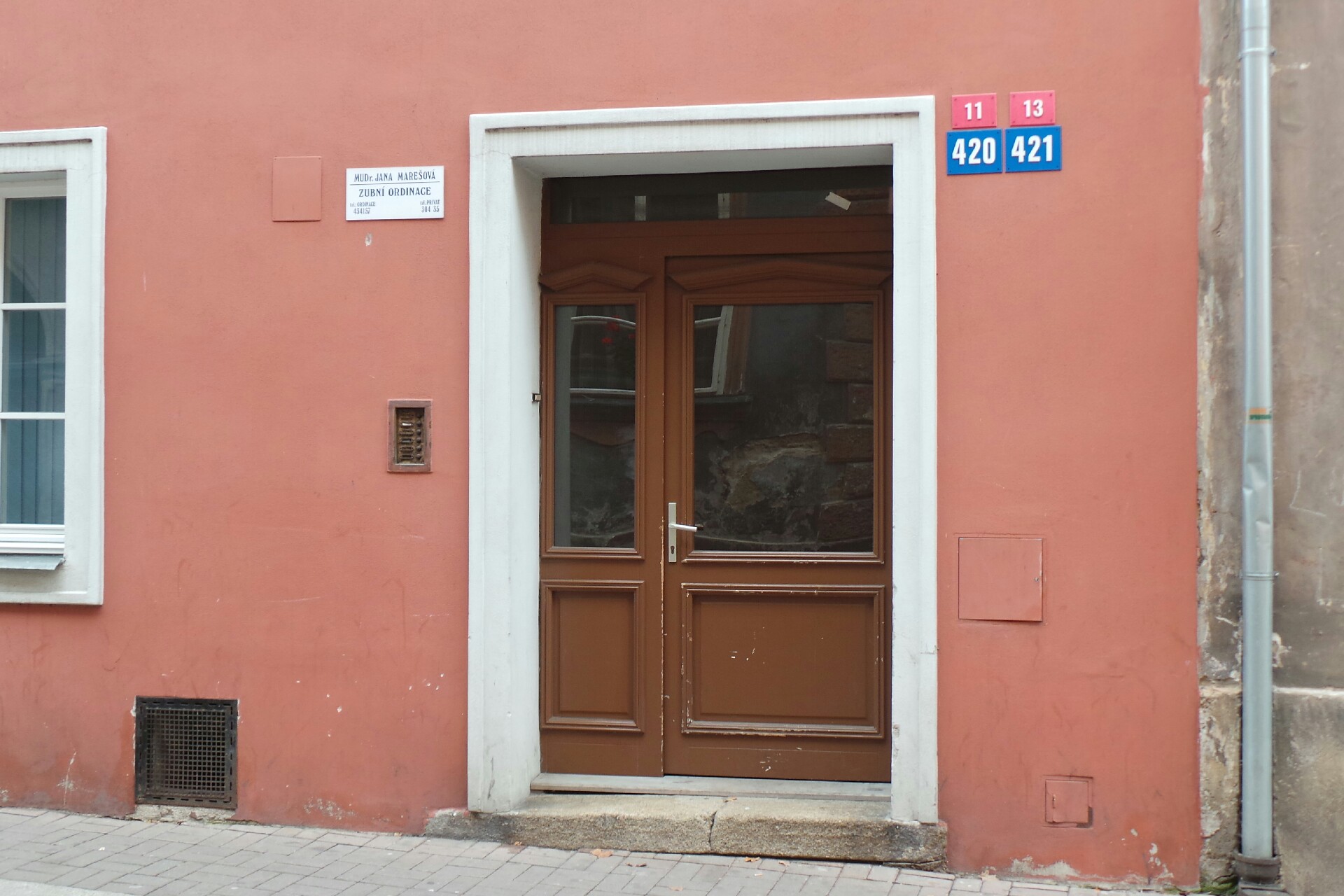 OM-ZUBNÍ ORDINACE, s.r.o.