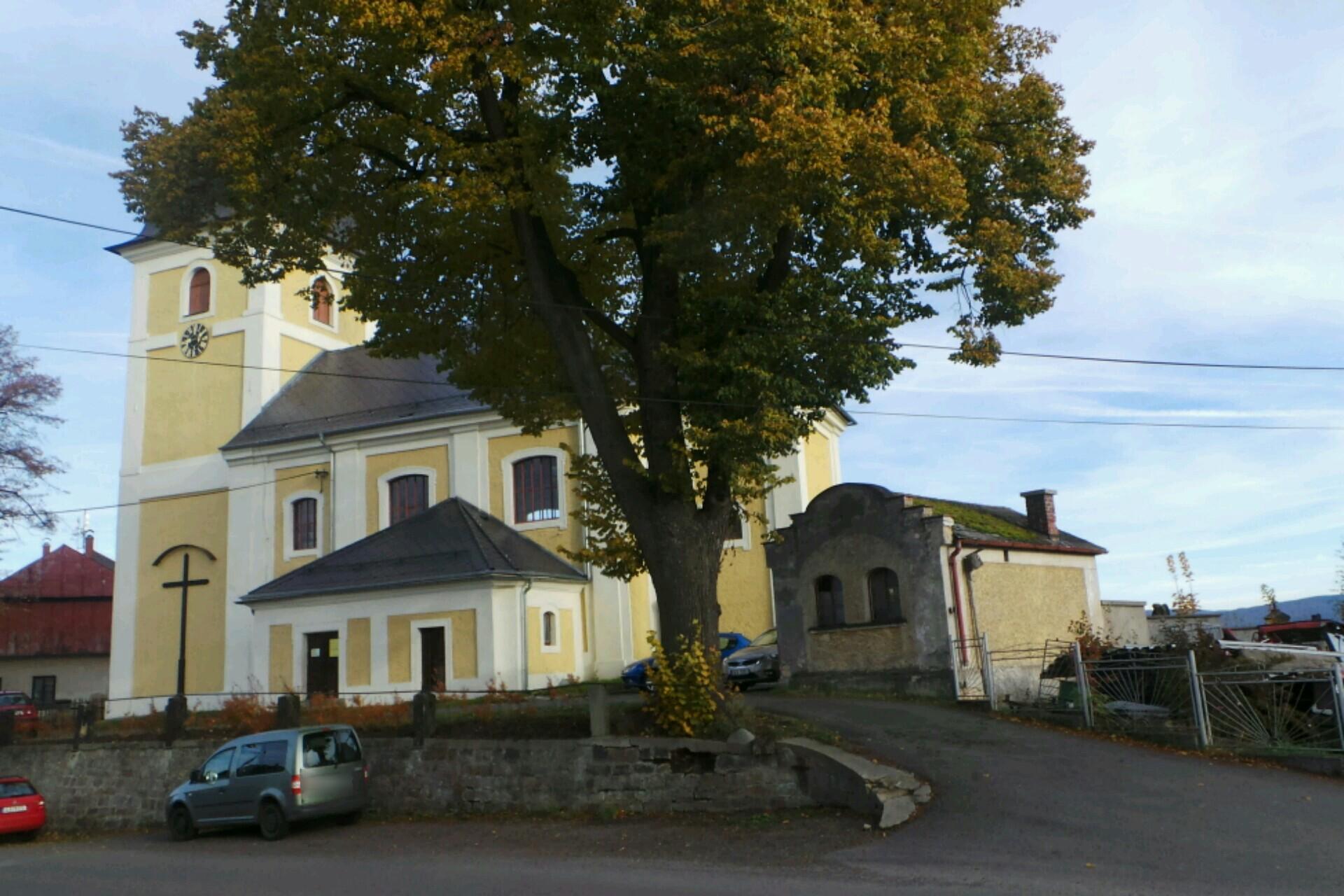 Římskokatolická farnost Dlouhý Most foto 2