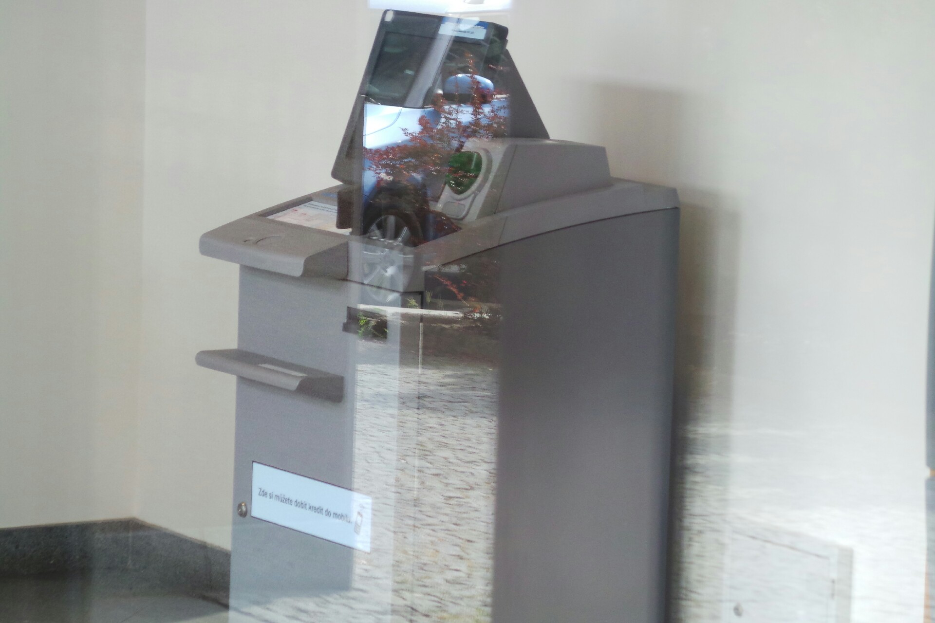 Bankomat České spořitelny foto 2