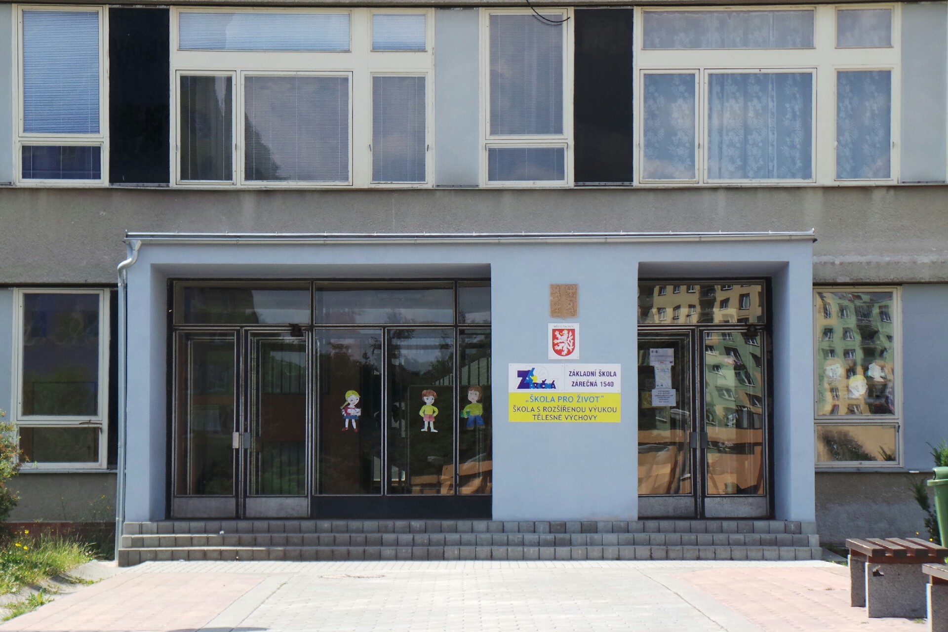 ZŠ Tachov, Zárečná foto 1