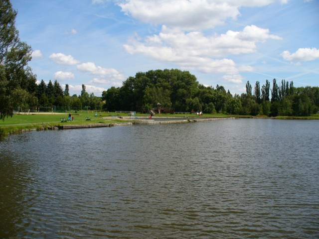 Koupaliště u Sadoňského rybníka