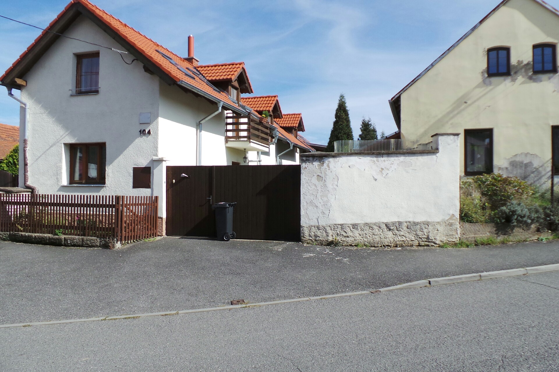 PhDr. Pavla Doležalová