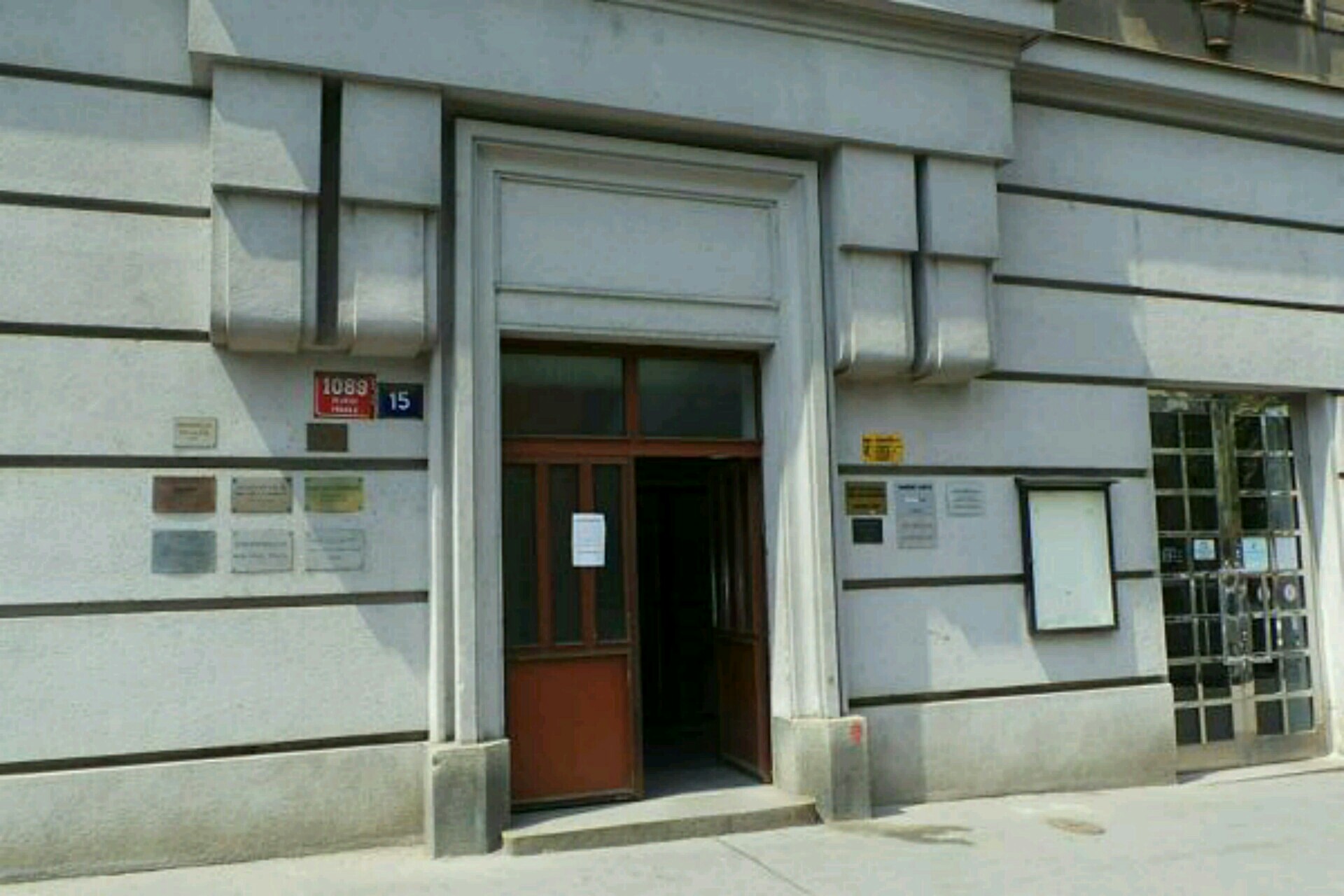 MUDr. Valerie KALČÍKOVÁ praktický lékař