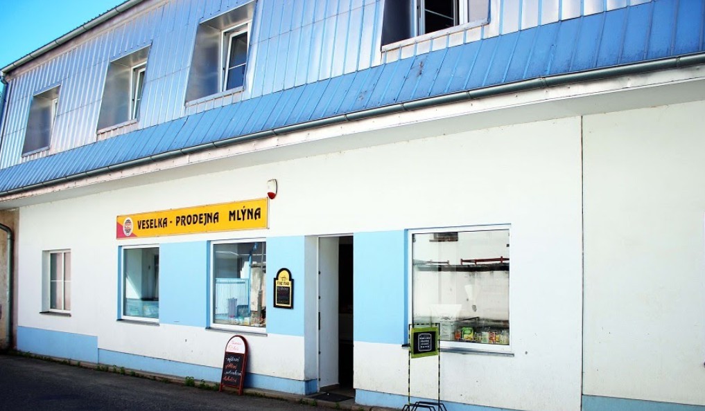 Prodejna ve mlýně foto 2