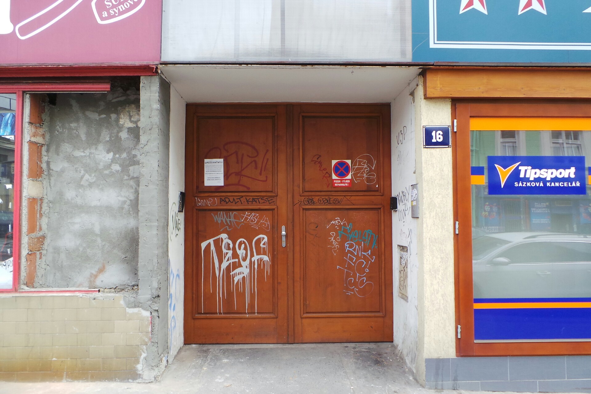 Mgr. Martin Mládek, advokát