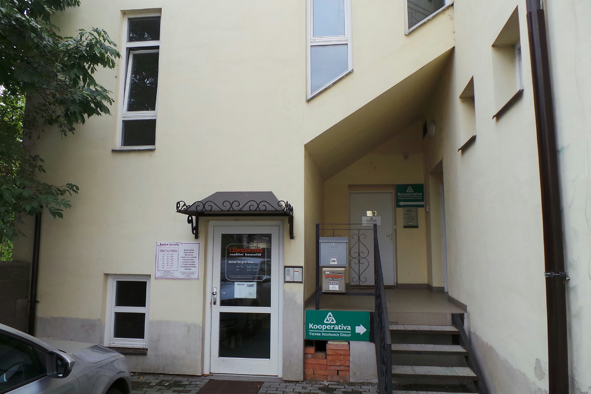 Salon Lovely - Kristina Bažatová - Kosmetika