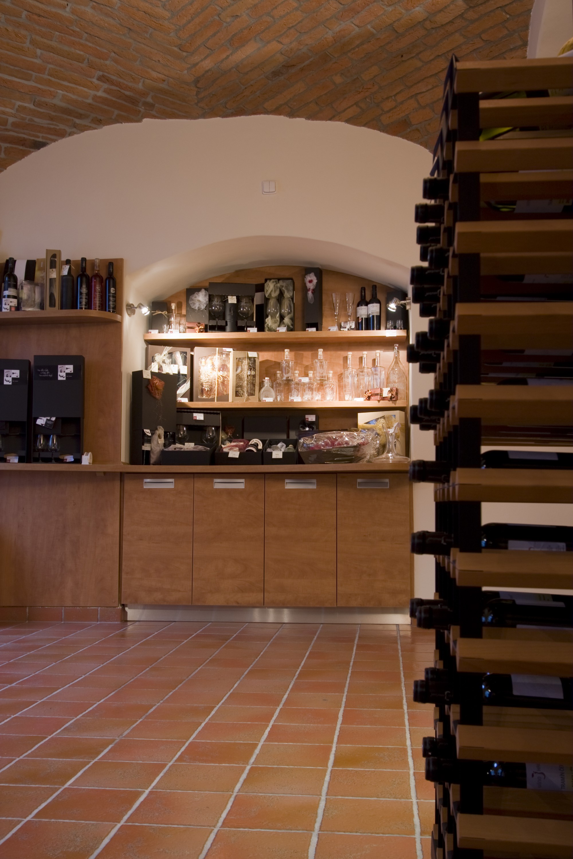 Vinotéka VÍNO HRUŠKA foto 4