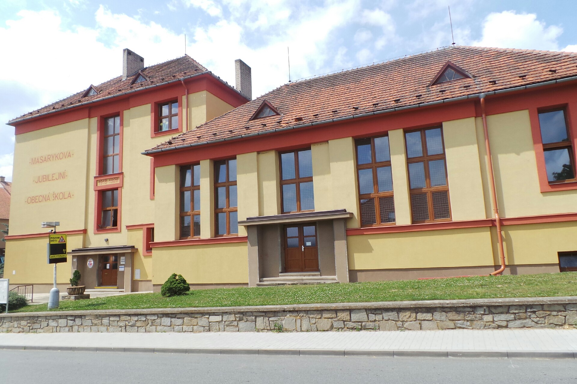 ZŠ a MŠ T. G. Masaryka, Přibyslavice foto 2