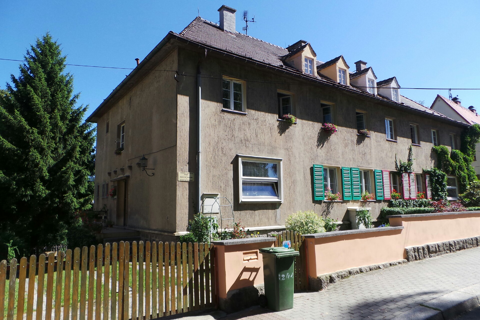 Hrany-pro-truhlare.cz