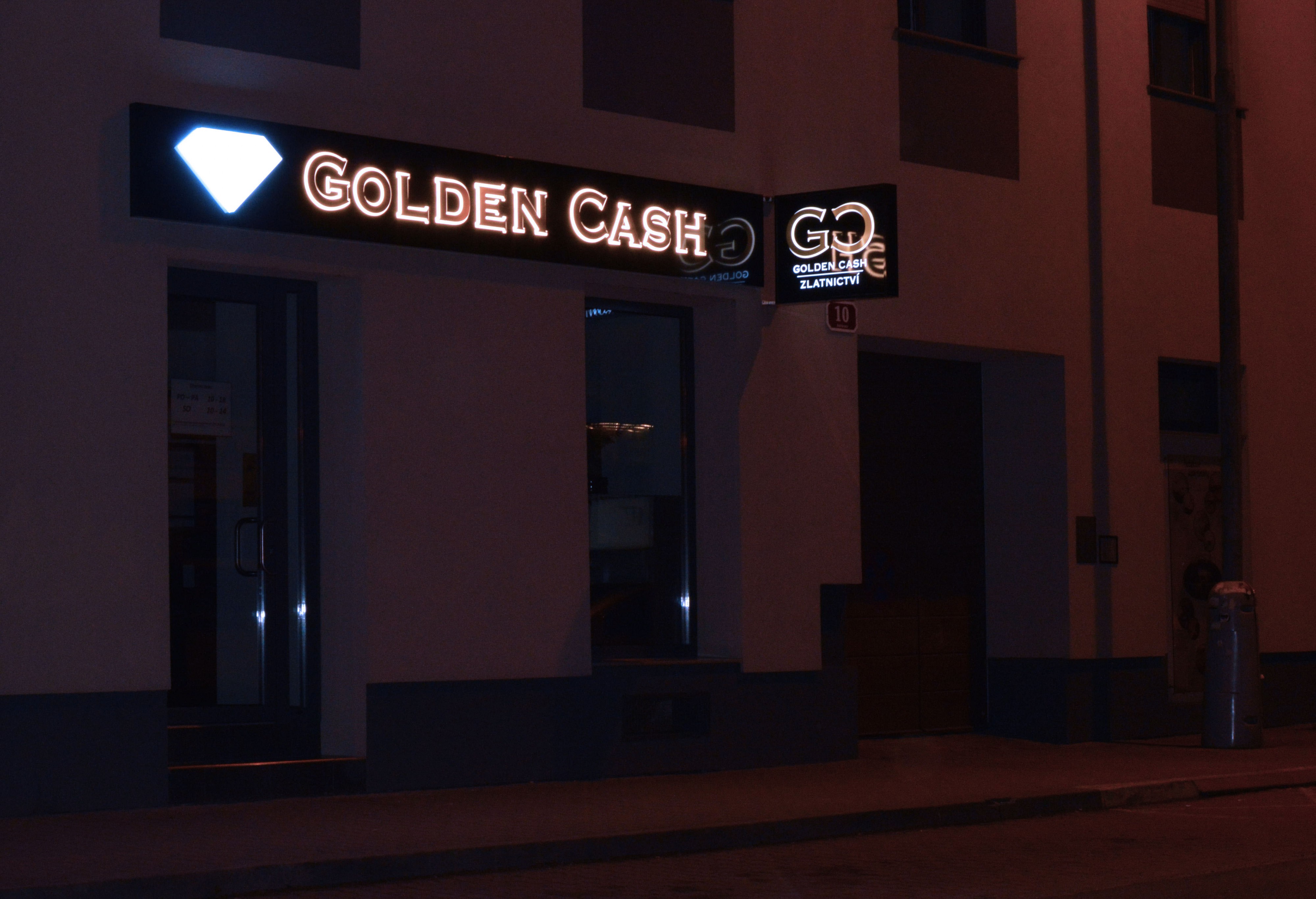 GOLDEN CASH foto 2