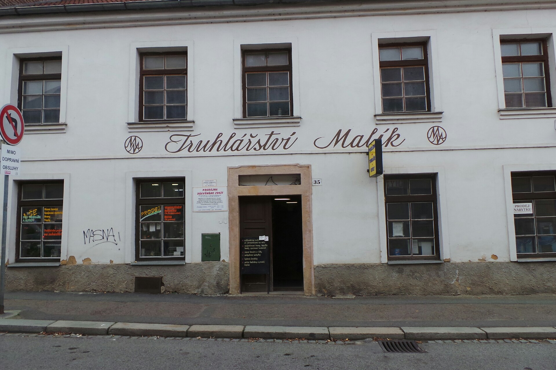 MM truhlářství, s.r.o.