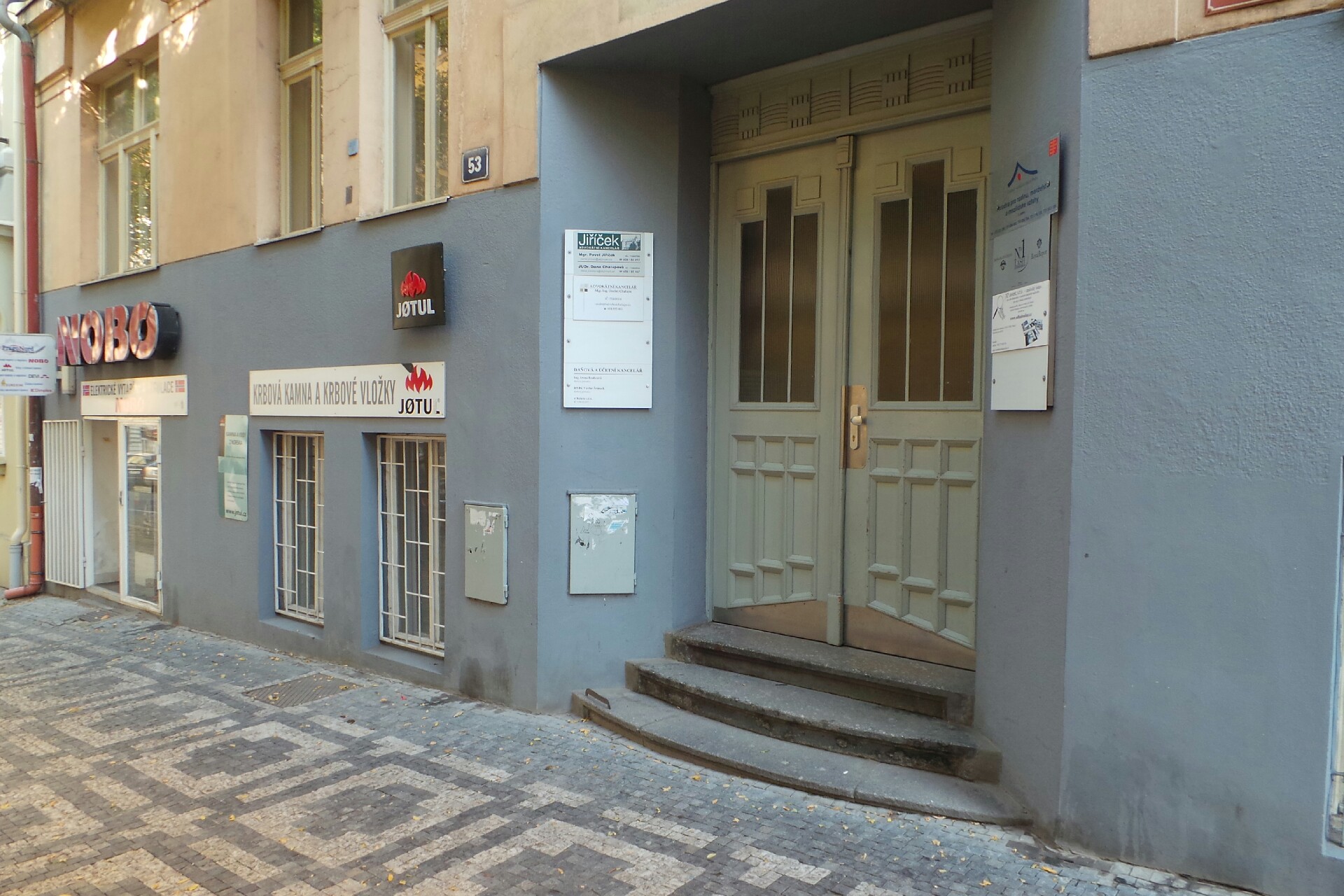 Mgr. Pavel Jiříček, advokát foto 1