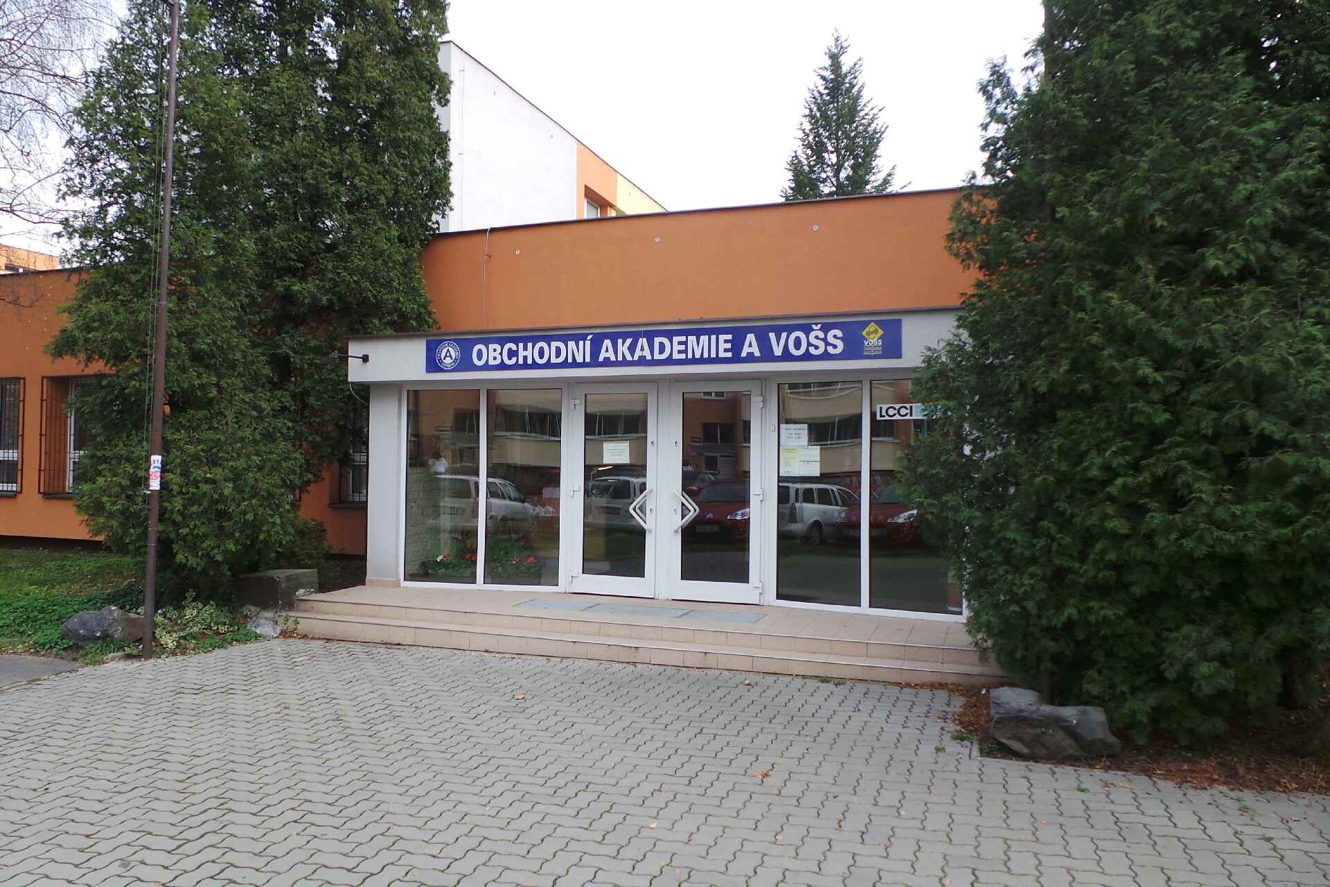 Obchodní akademie a Vyšší odborná škola sociální Ostrava - Mariánské Hory - domov mládeže