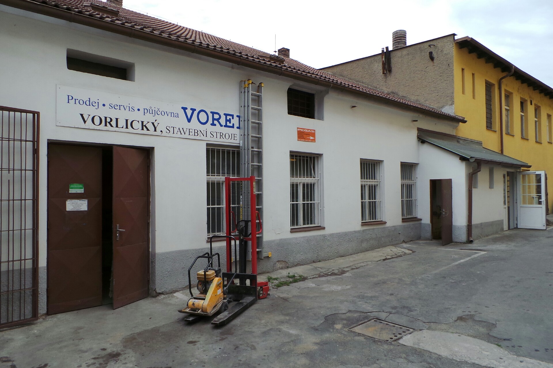 Zdeněk Vorlický, stavební stroje - Vorel