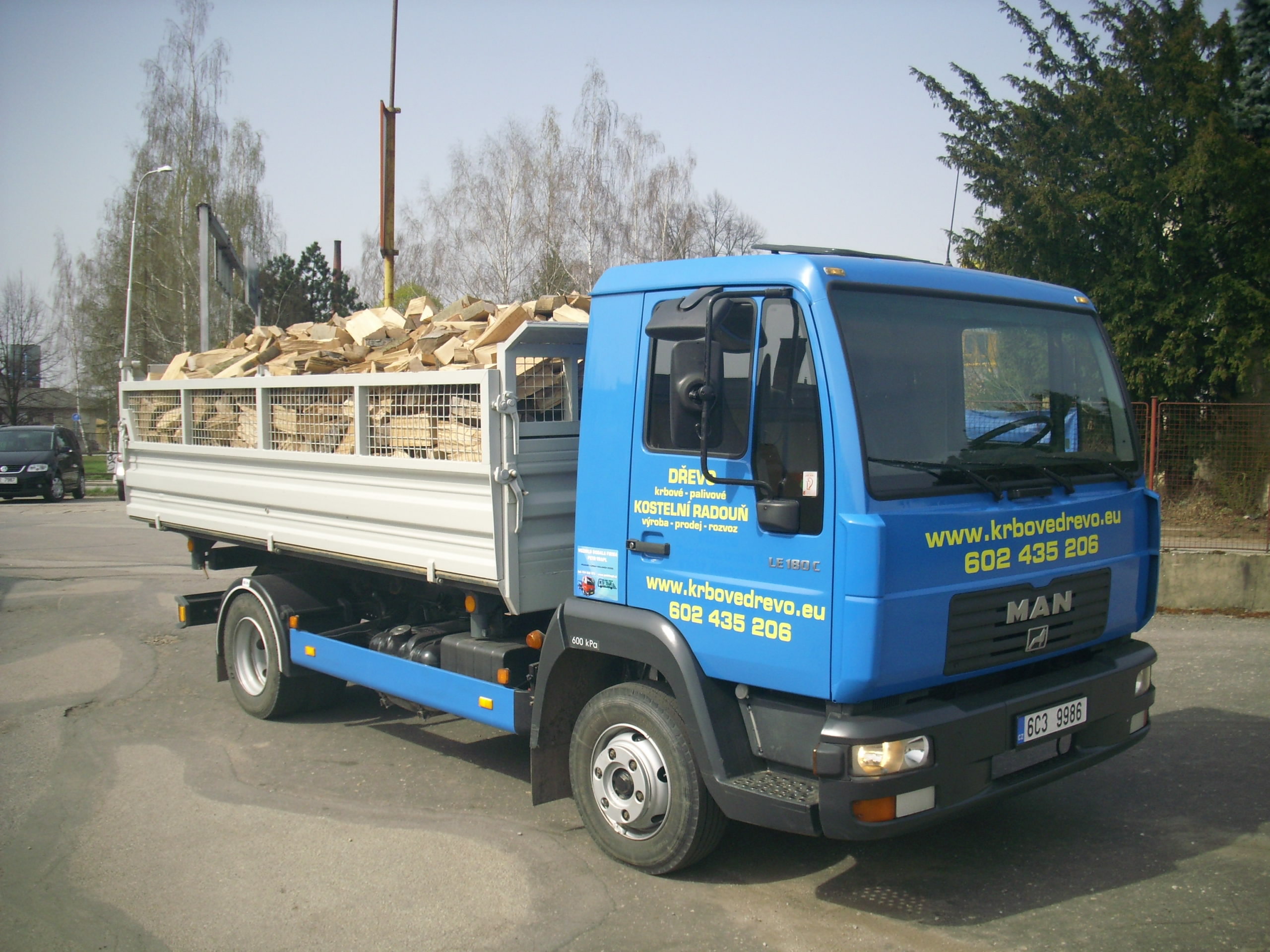 KRBOVÉ A PALIVOVÉ DŘEVO, s.r.o.