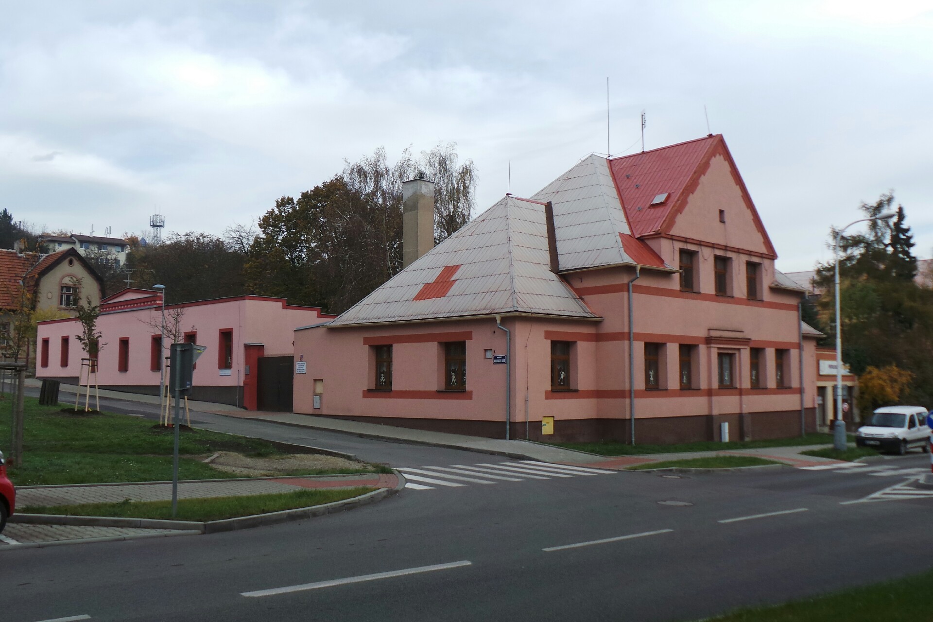 Základní škola a Mateřská škola Kladno, Velvarská 1206