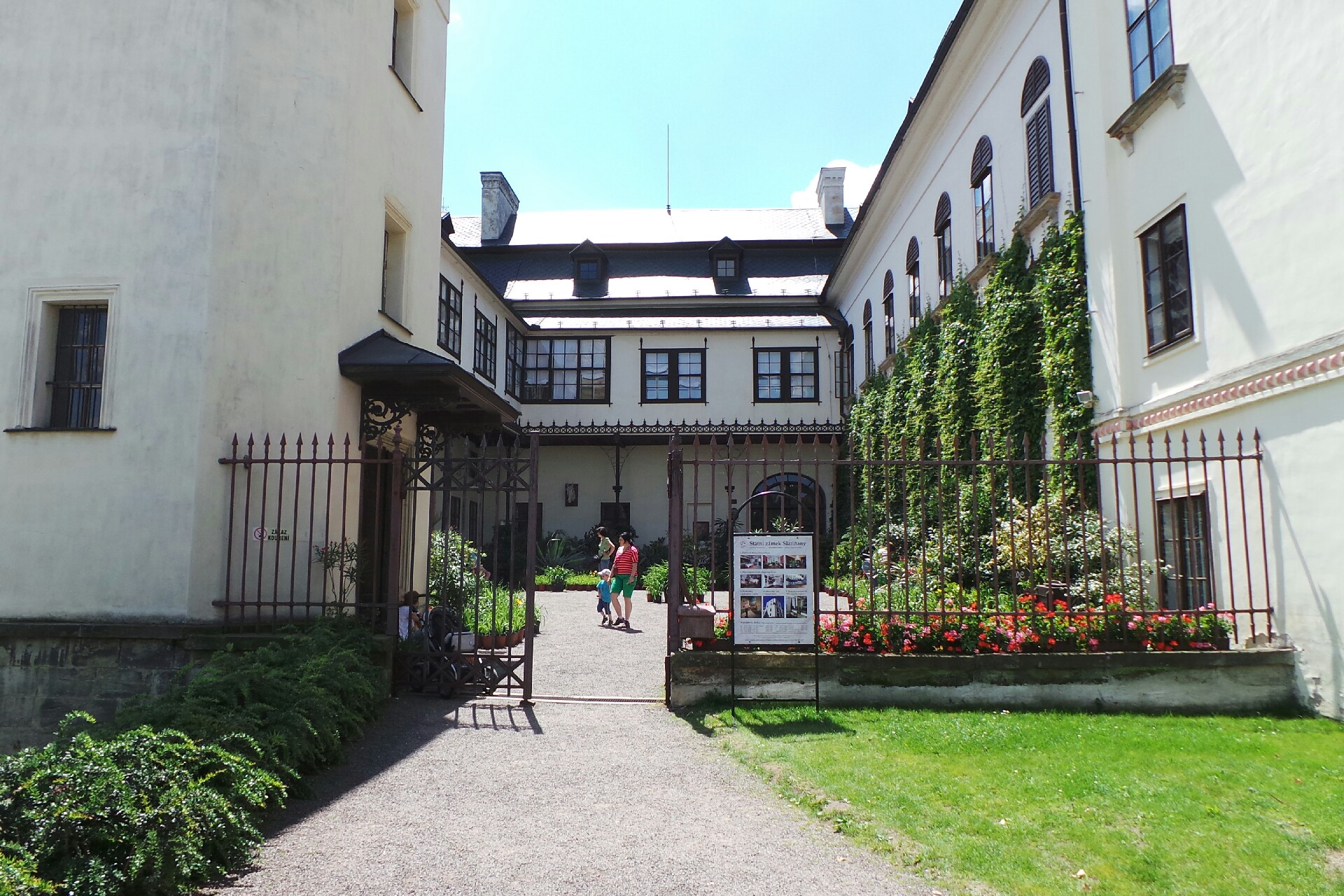 Státní zámek Slatiňany foto 4