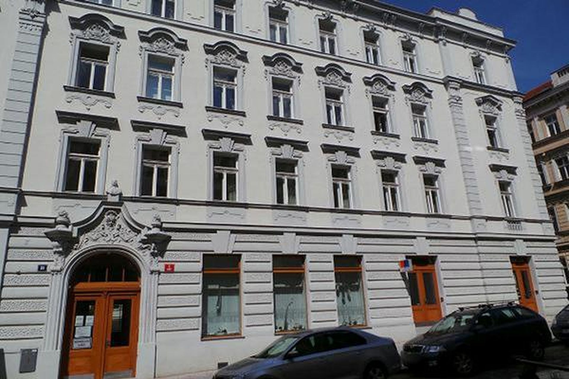 TROYSKÁ UNCE a.s. foto 1