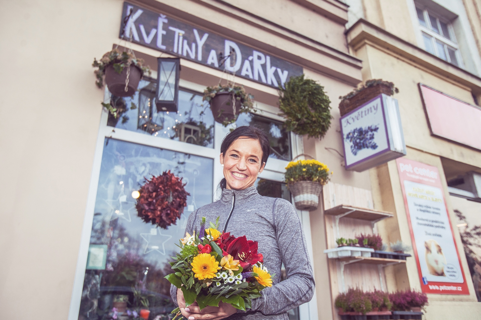 Květiny a dárky foto 4