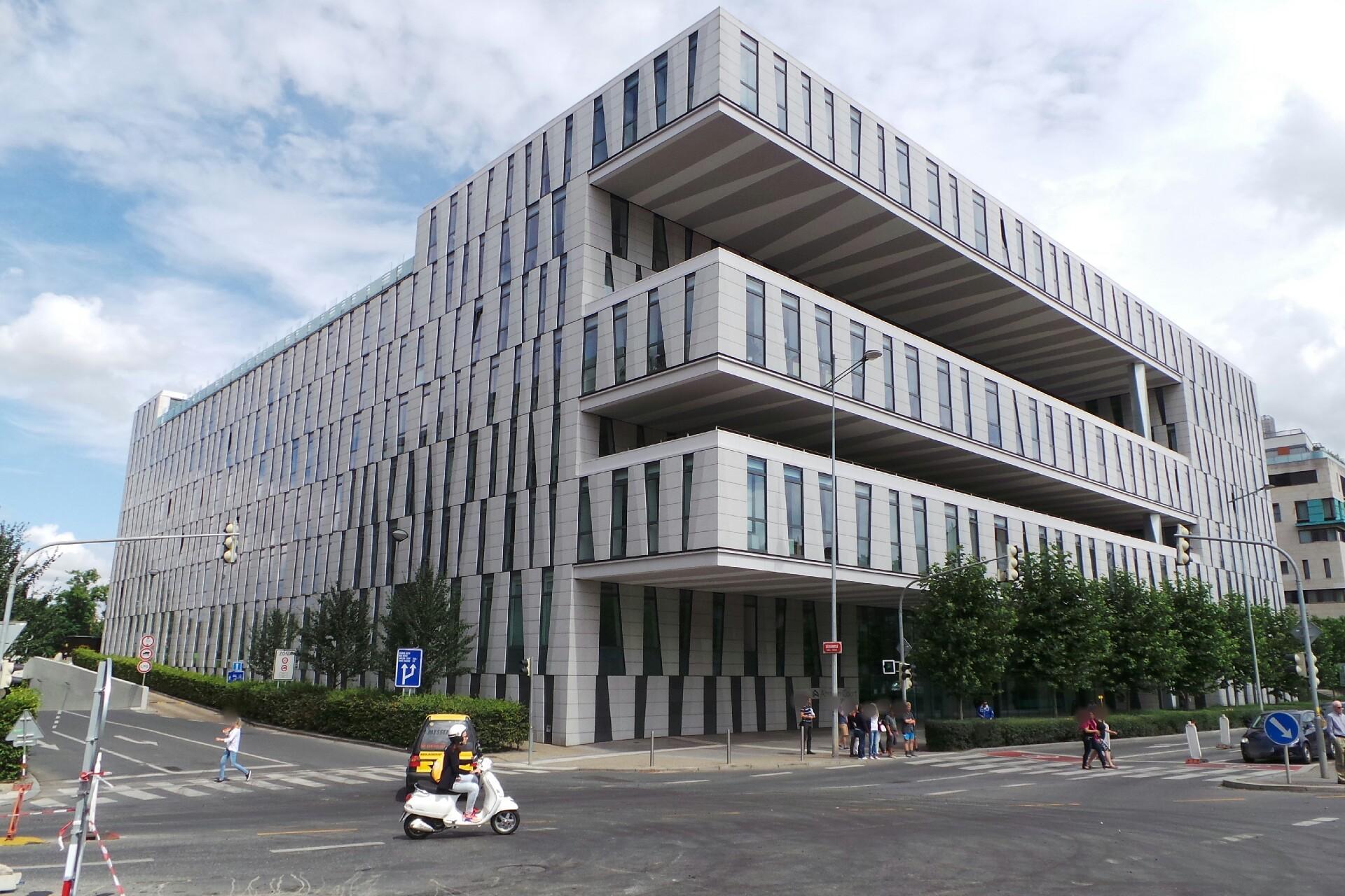 Mgr. Klára Valentová, advokát