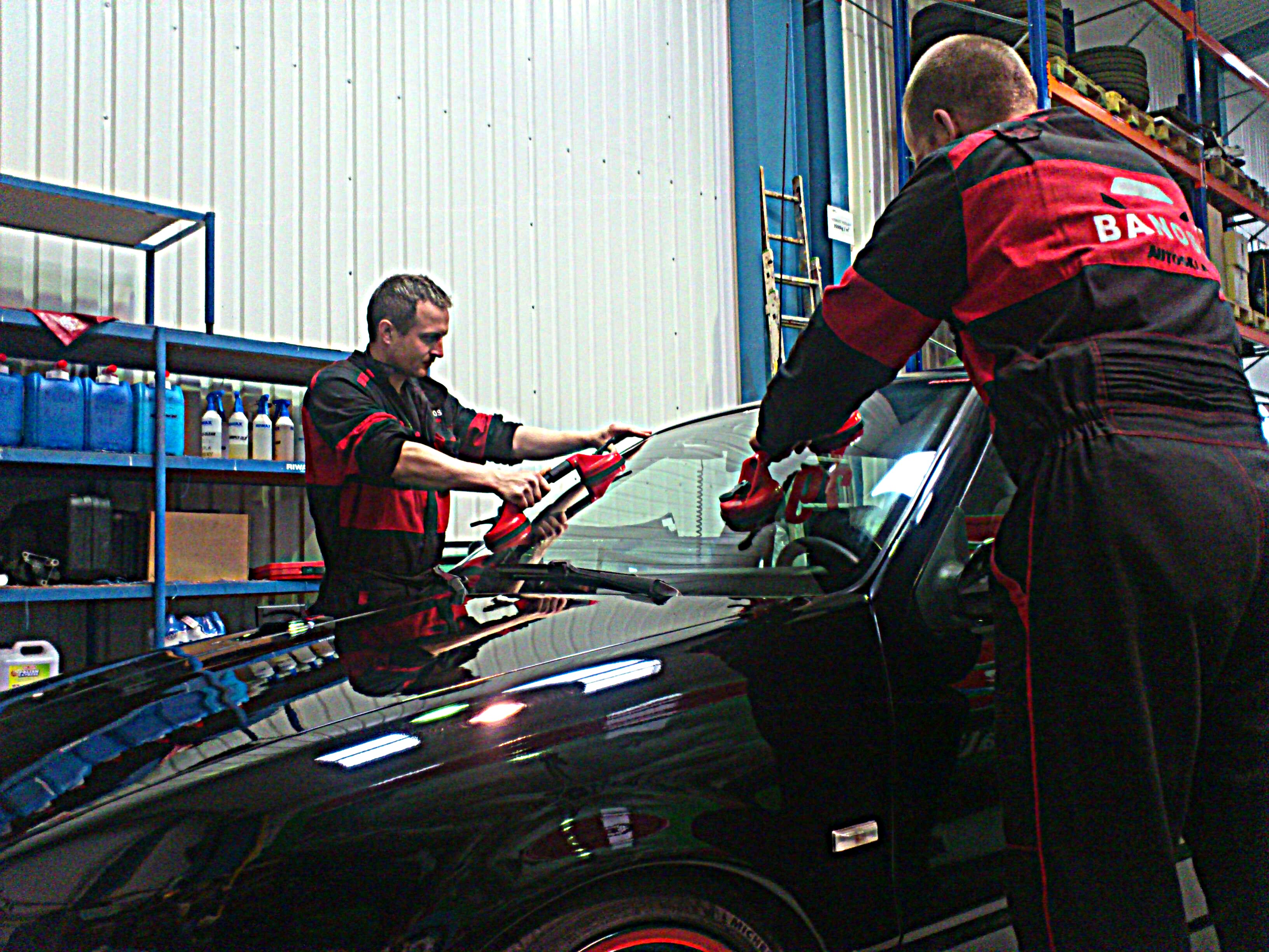 BANOSS Autoskla foto 2