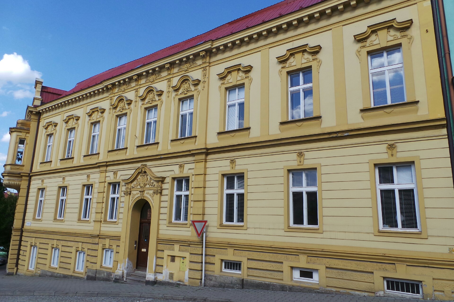 ZUŠ Nový Jičín, Derkova