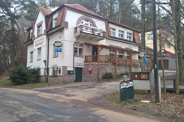 Restaurace Na Propasti