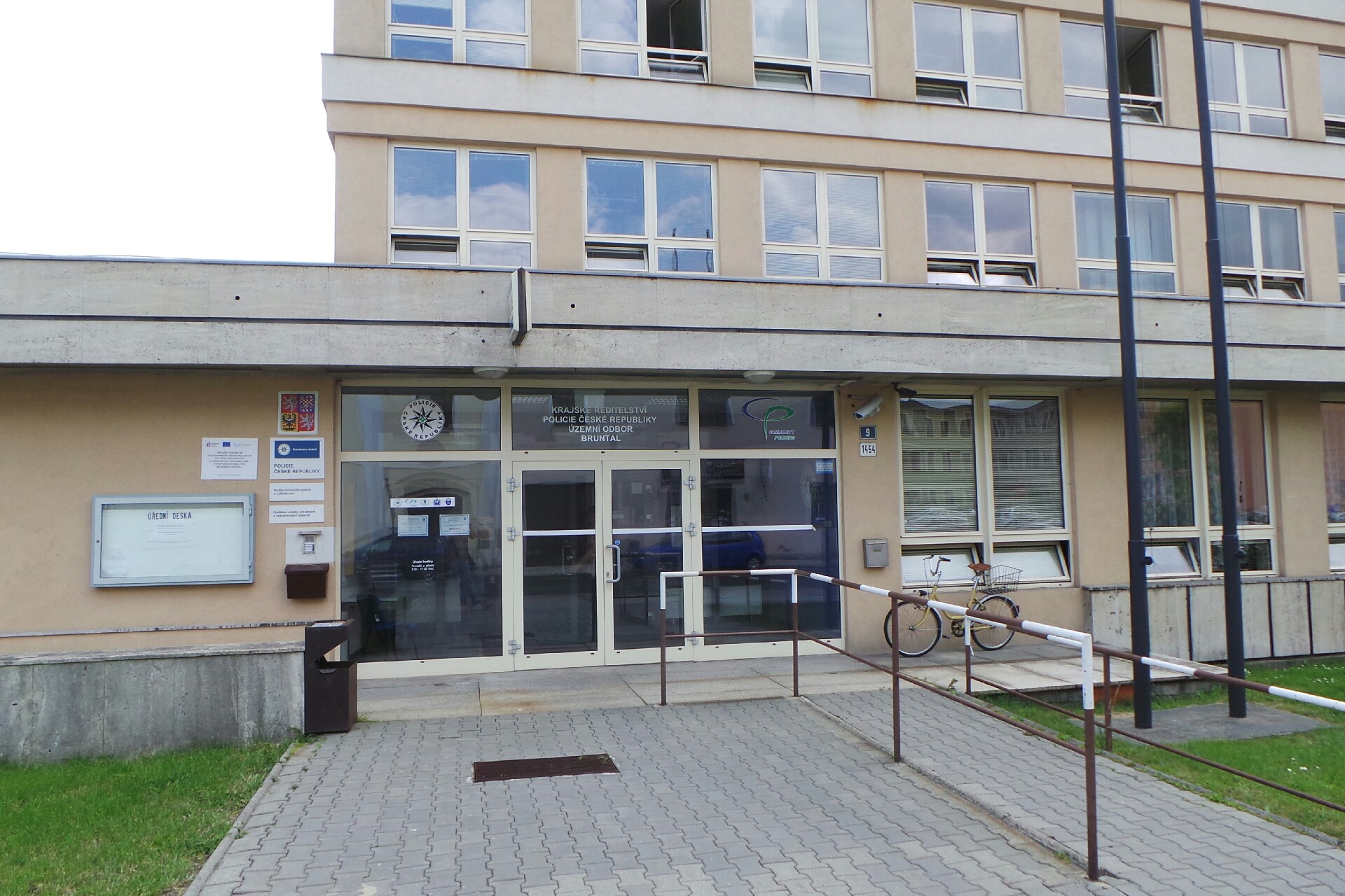 Policie ČR - Územní odbor Bruntál foto 2