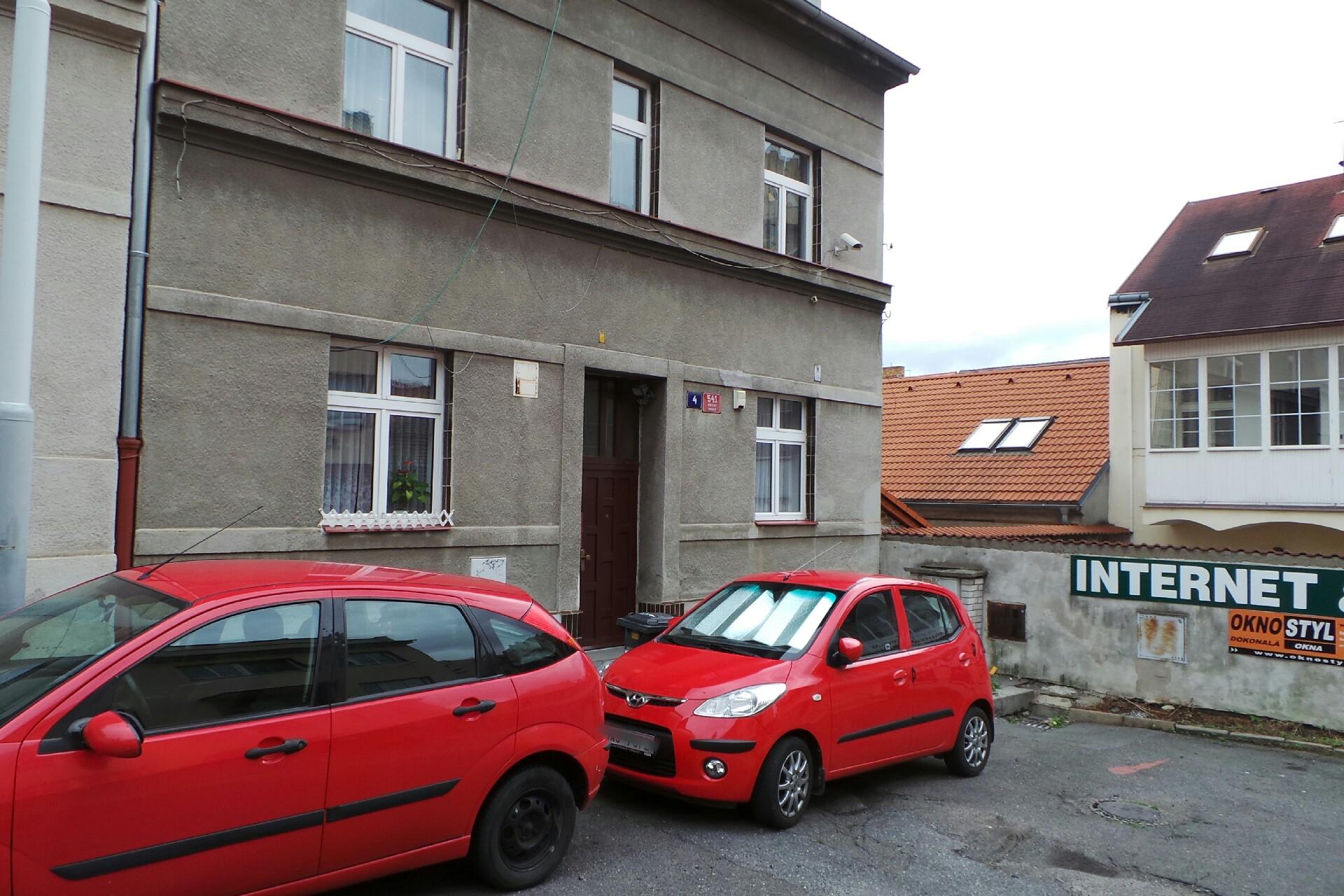 Účto-K, Eva Kropáčková