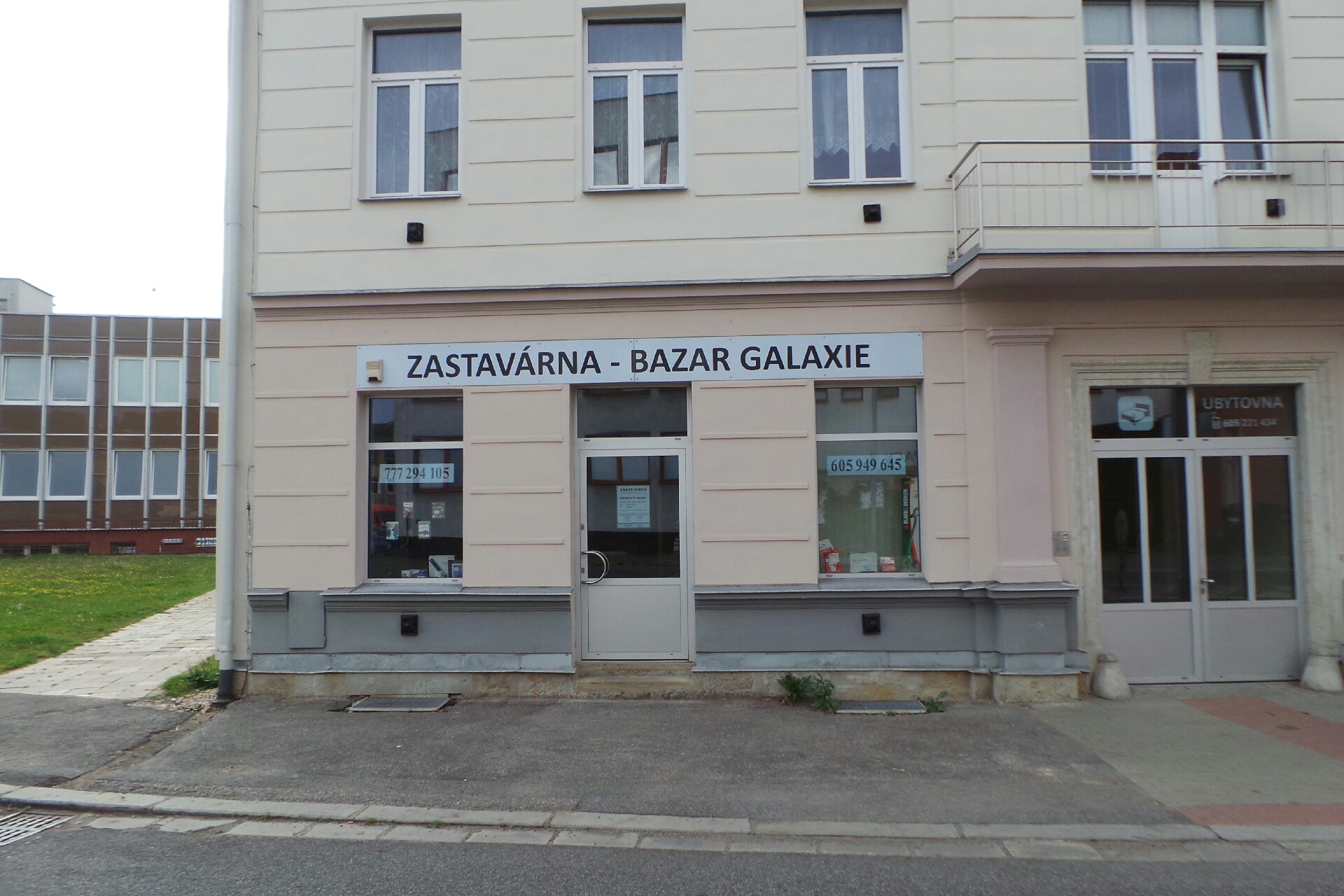 Zastavárna - bazar Galaxie