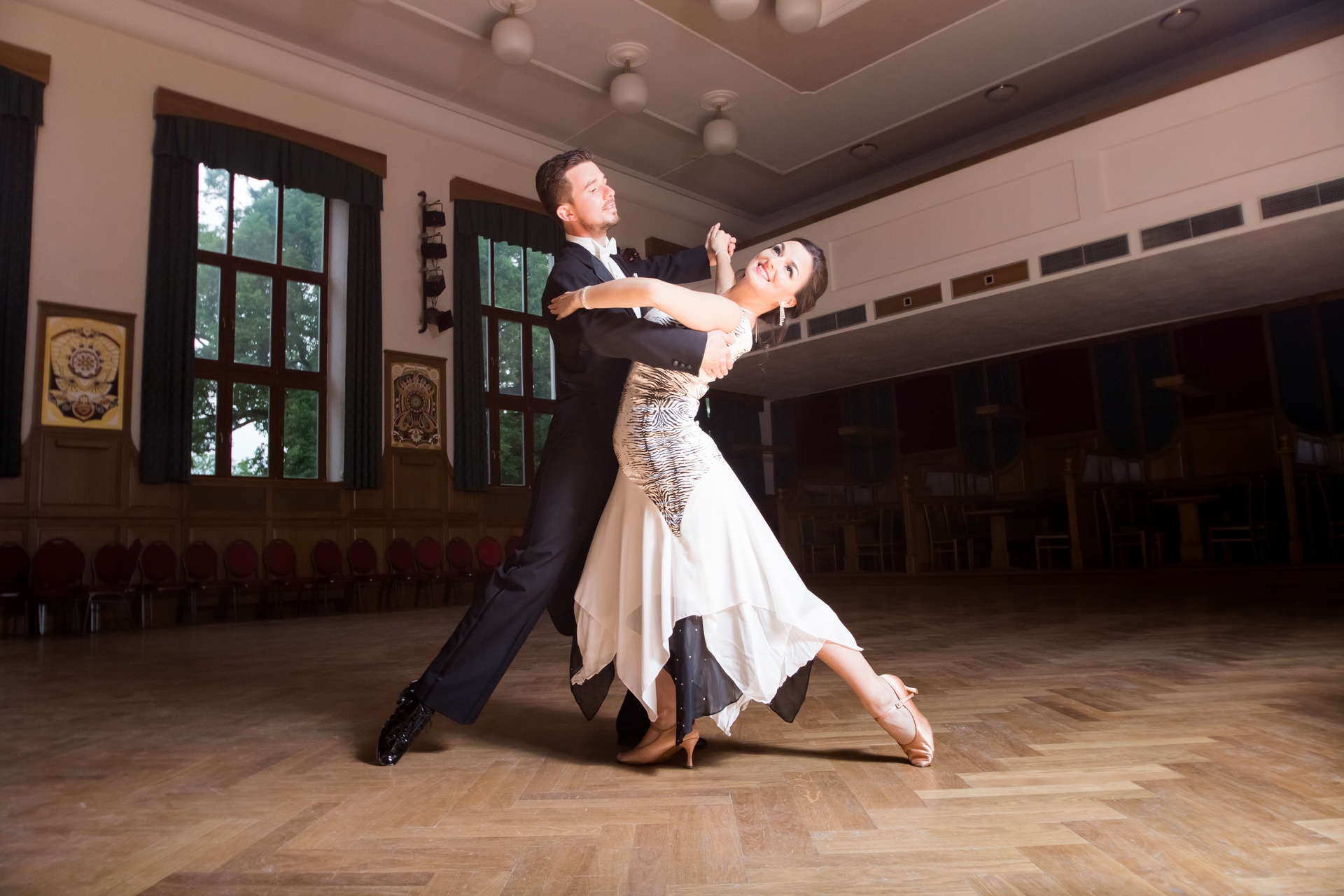 Do Tanečních - Nela Košťálová