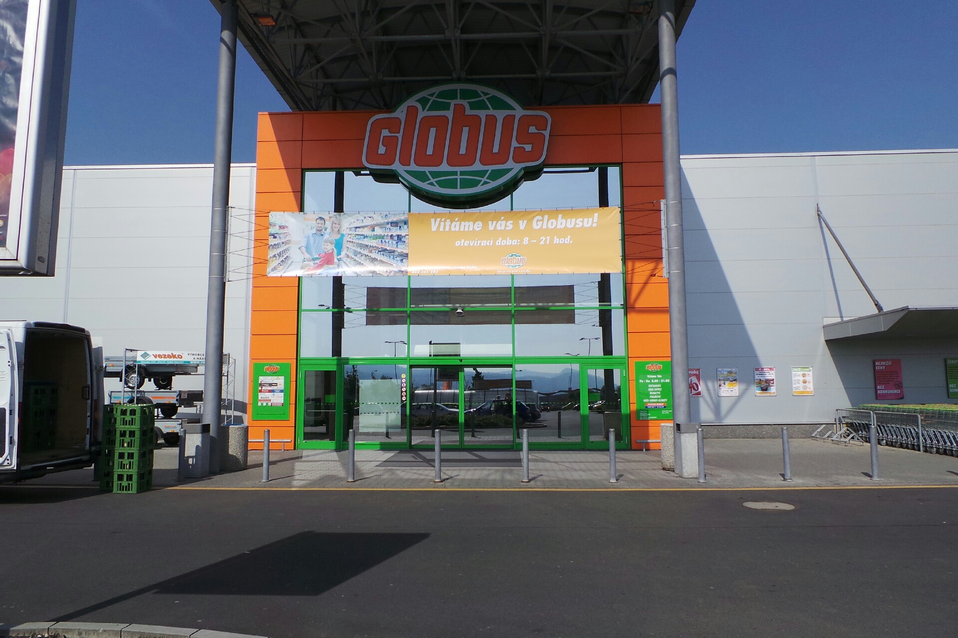 Globus Hypermarket