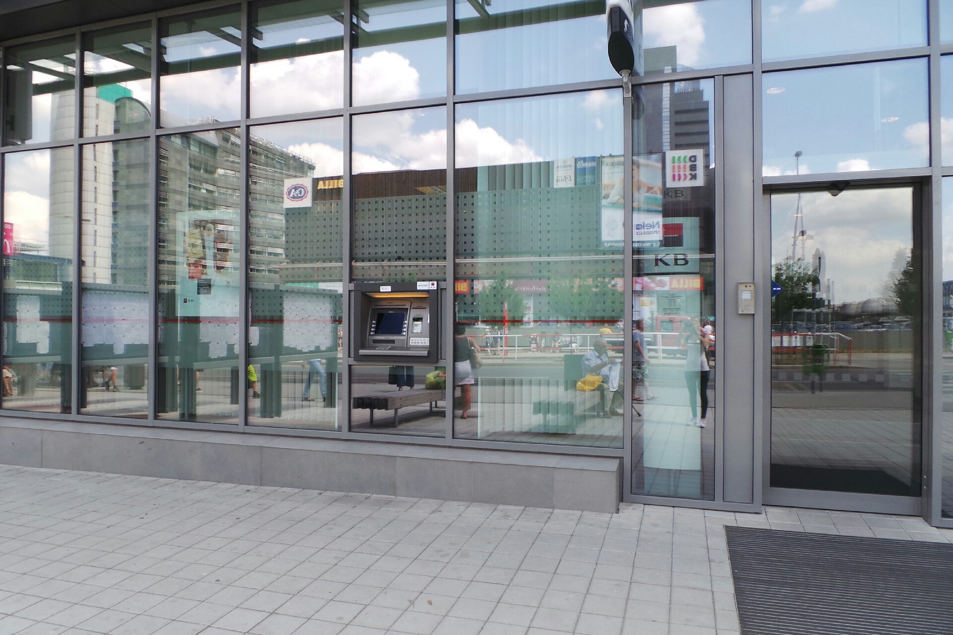 Bankomat Komerční banky